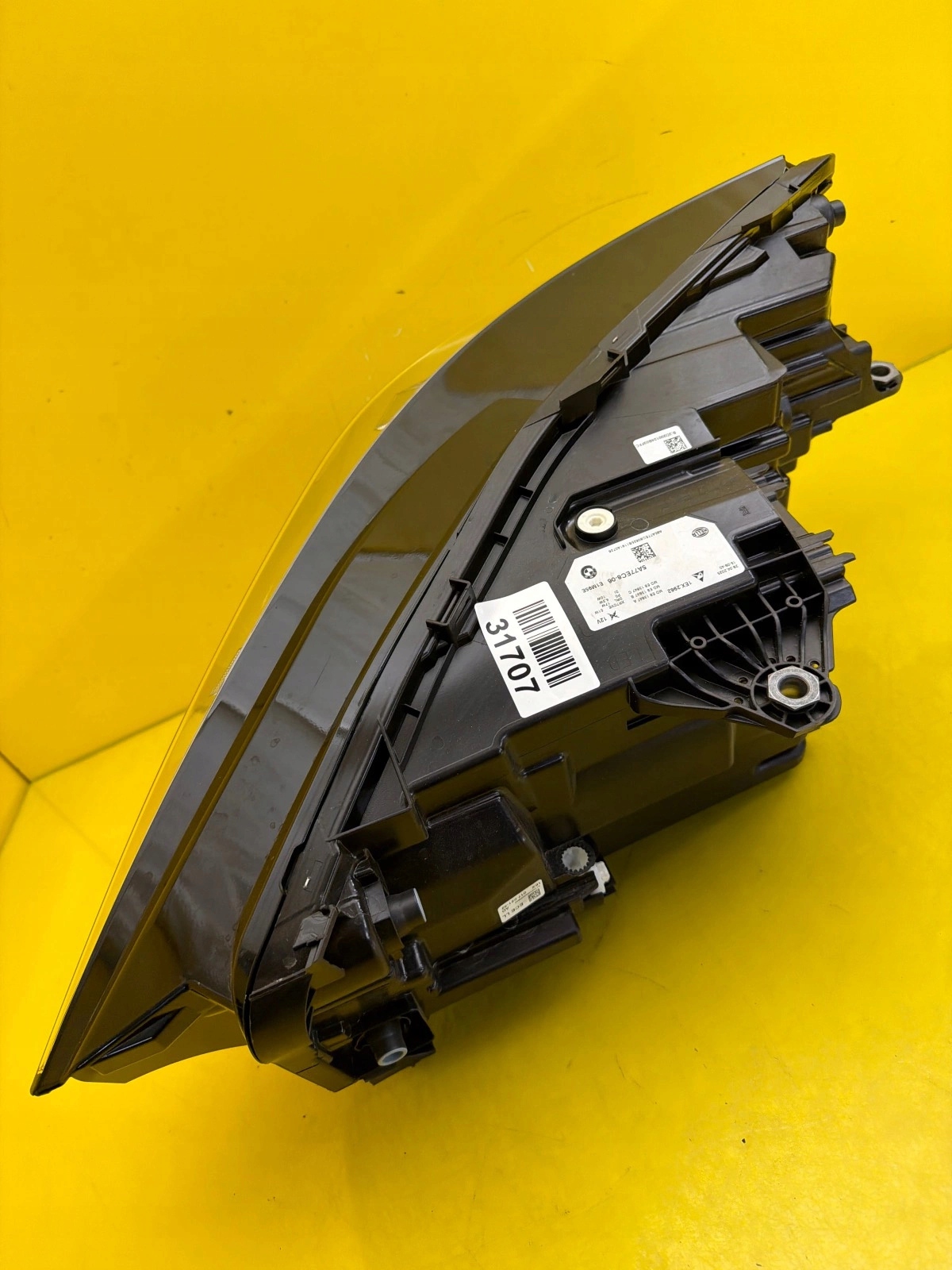 light front right BMW X2 U10 Full Led Shadow 5A77EC8-06