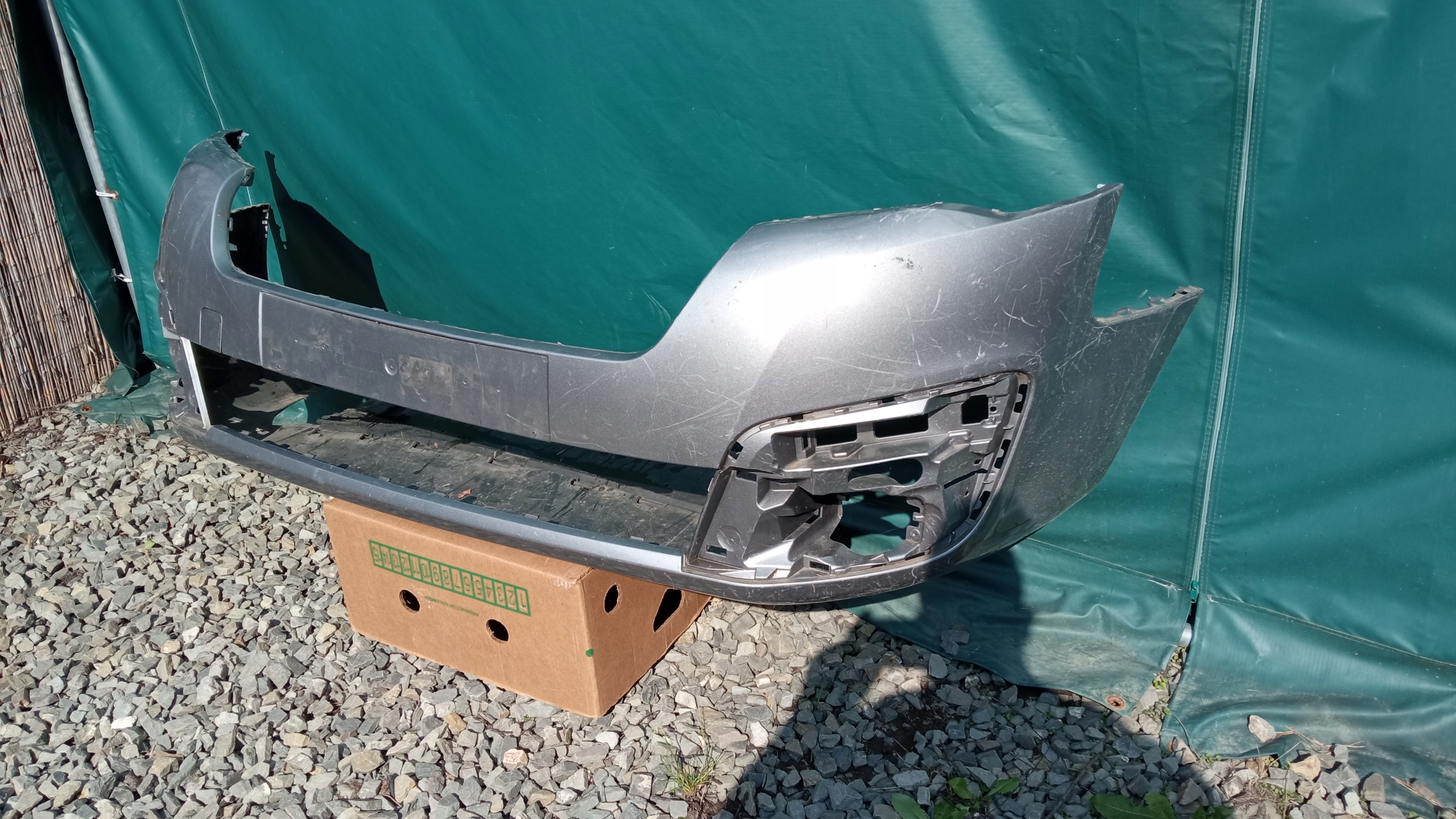 ZDERZAK PRZÓD PARTNER BERLINGO Numer katalogowy części 9810923377