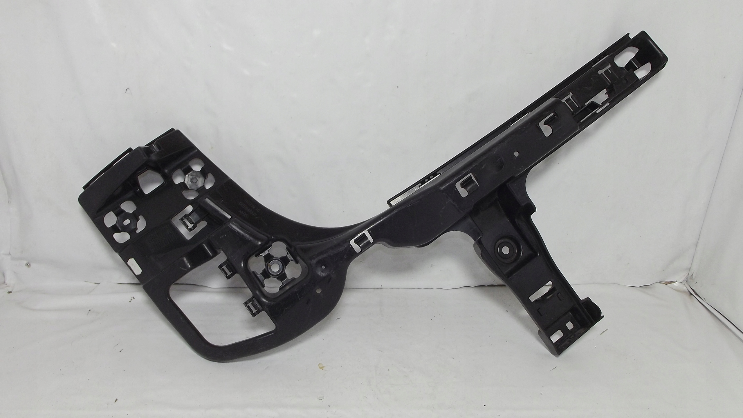 BMW 2 F46 bumper bracket left rear part 7387277