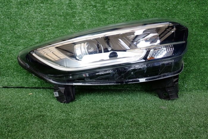 RENAULT KADJAR 16- reflektor right light right