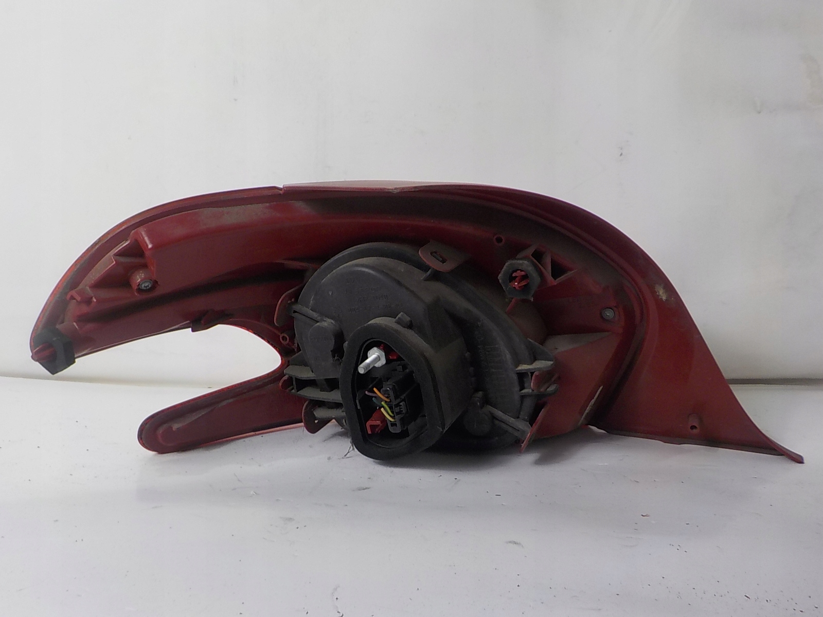 PEUGEOT 208 light right rear part rear 964674572
