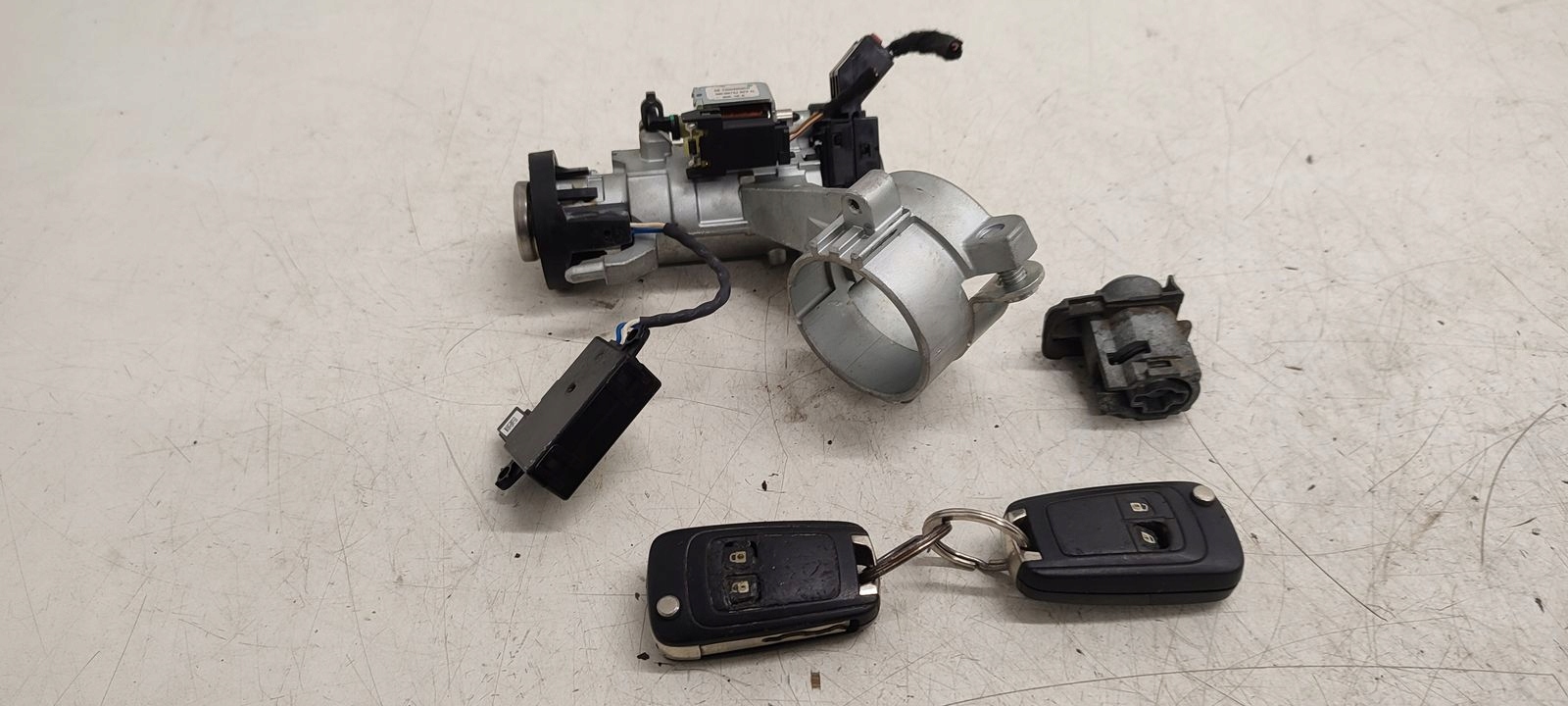 Allumage Insert Clé Opel Insignia 2,0 CDTI HB