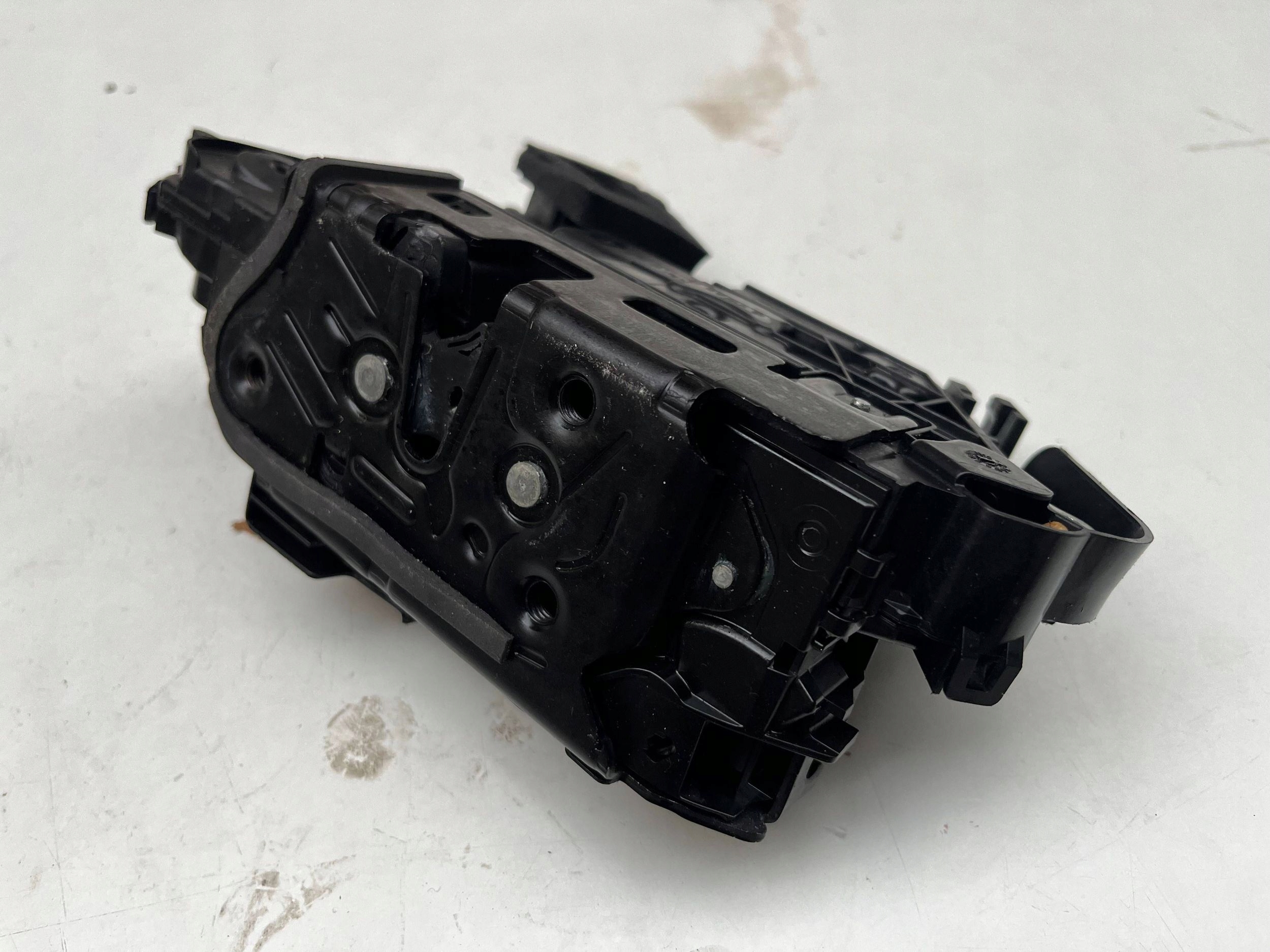 VOLKSWAGEN SEAT SKODA lock door left front 5TB837015B @M