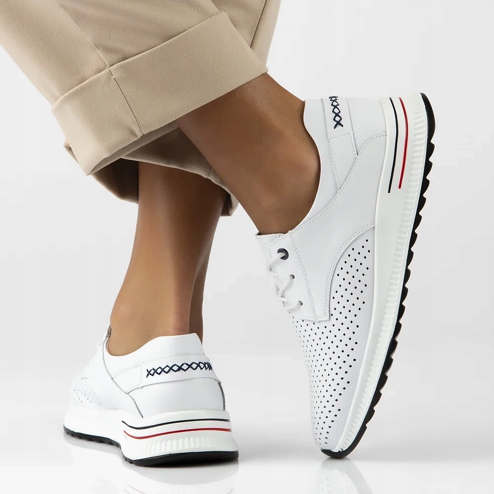 Kožené perforované tenisky Filippo DP6022/25 bílé 38