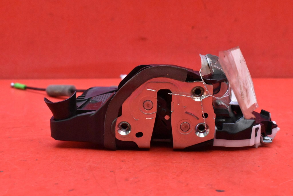 lock door right front front EU M73-19450 TOYOTA YARIS 4 IV 5D HB 20