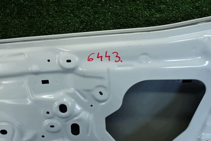 RENAULT AUSTRAL 22- door right rear. rear part