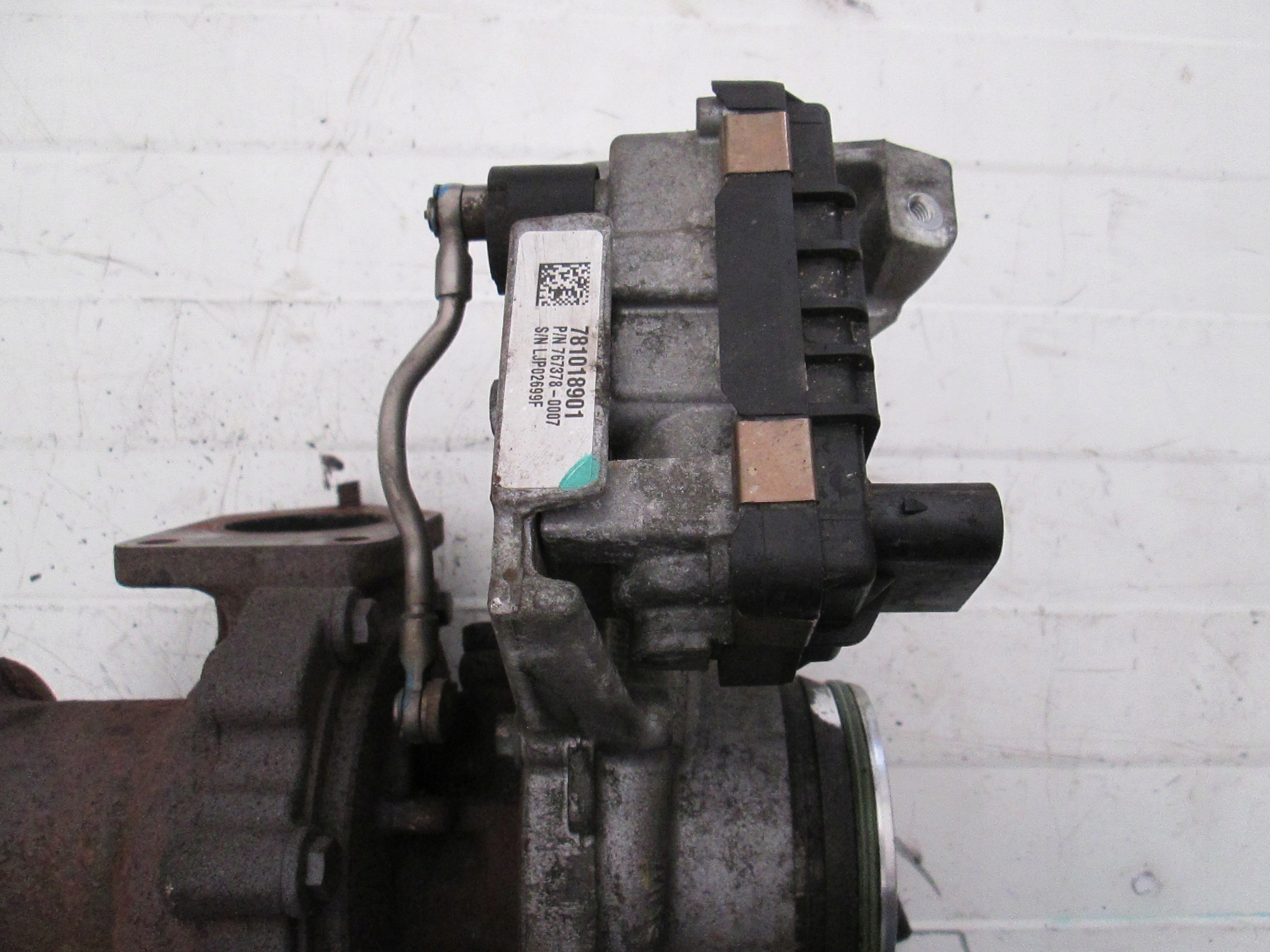 BMW E90 E87 X3 320D N47 TURBINA TURBO 7810189