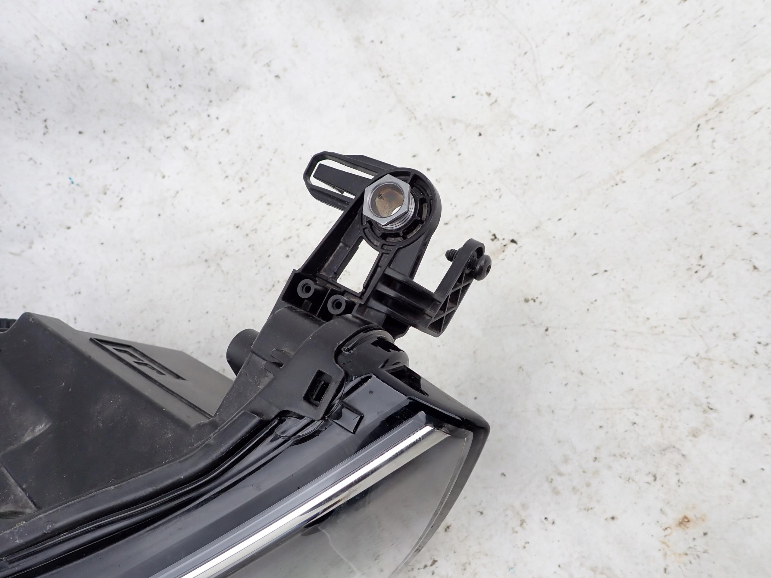 VW T-ROC 2GA 17- light right front FULL LED