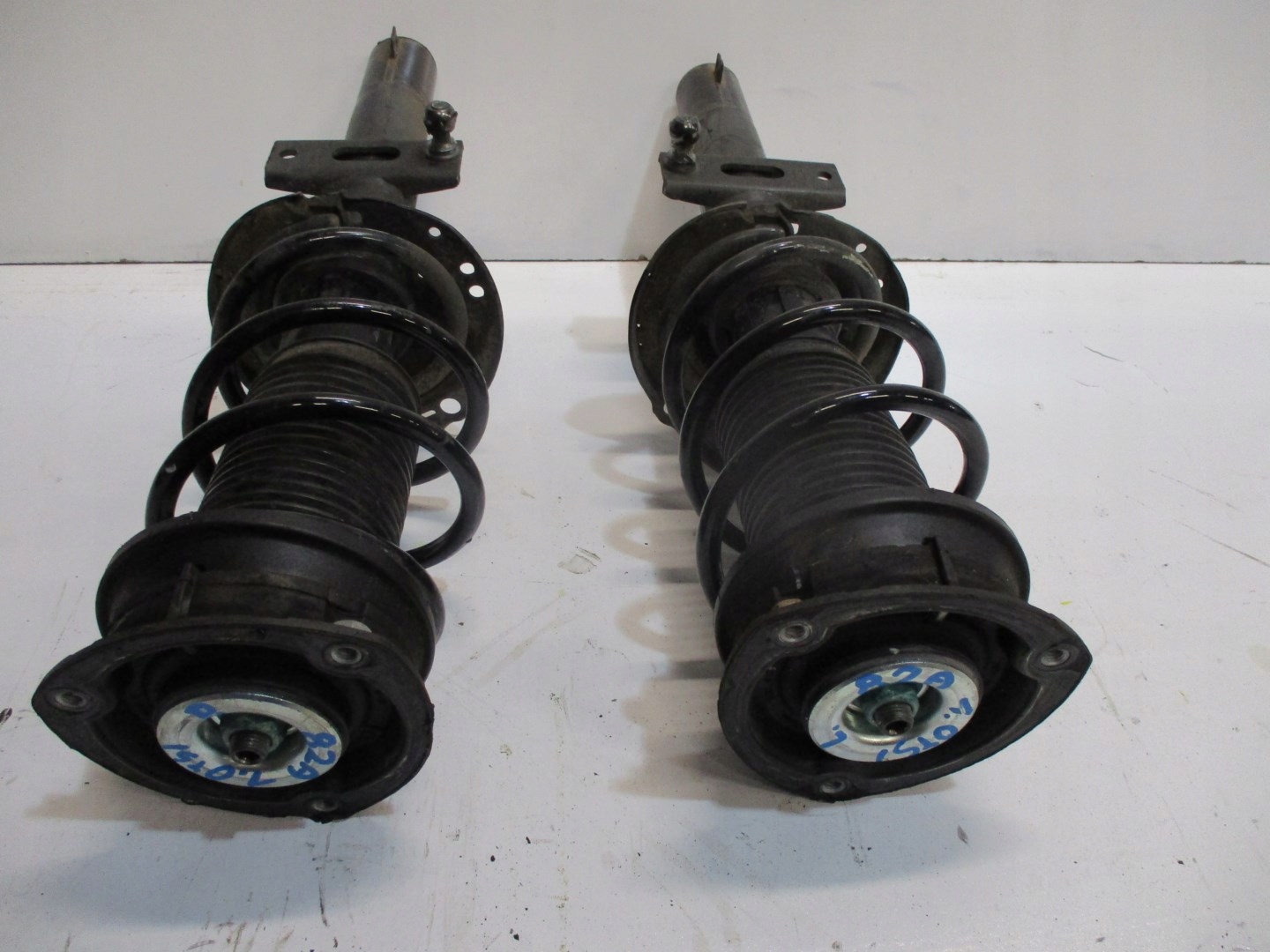 shock absorber AMOR AUDI A1 82A 1,0TSI right left