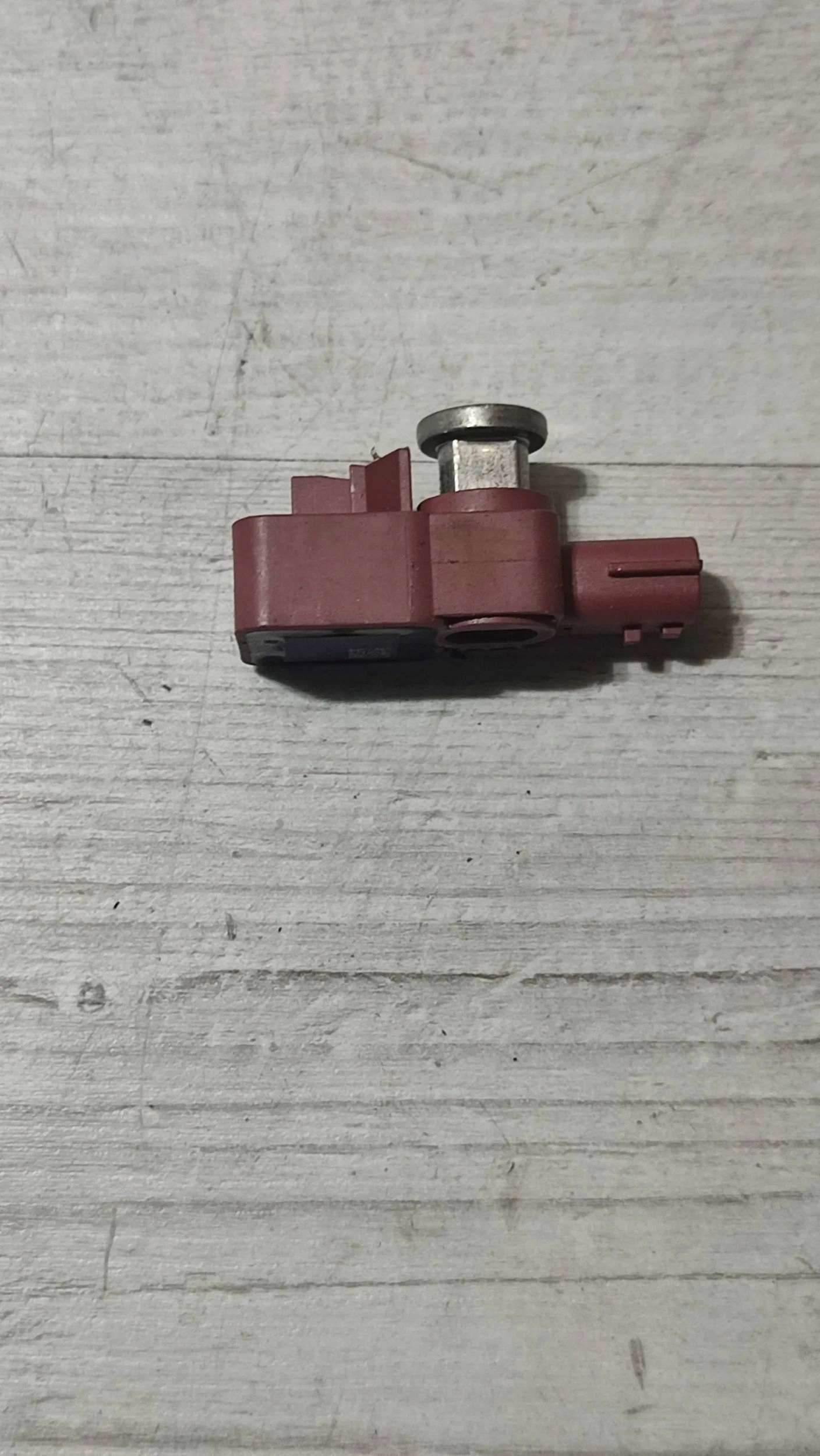 Dacia Duster II 17r 1.2 Crashsensor Drucksensor