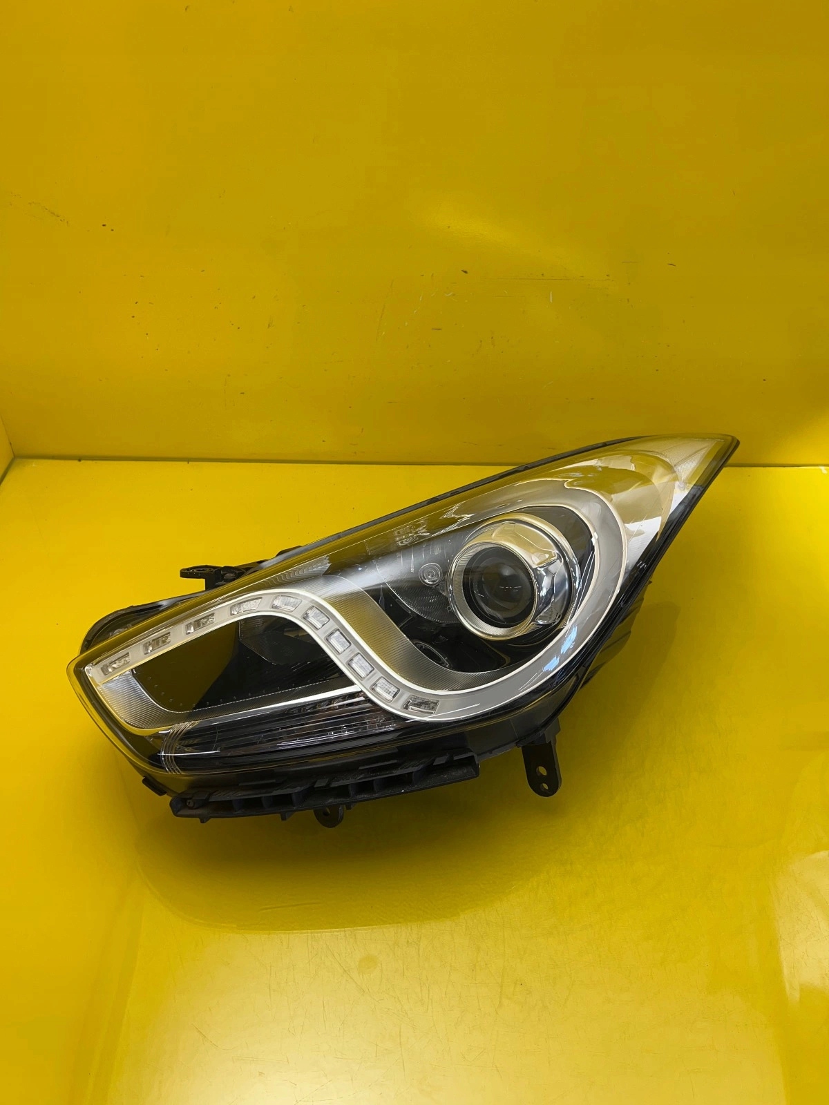 light left Hyundai i40 11- Zwykla lens + Led
