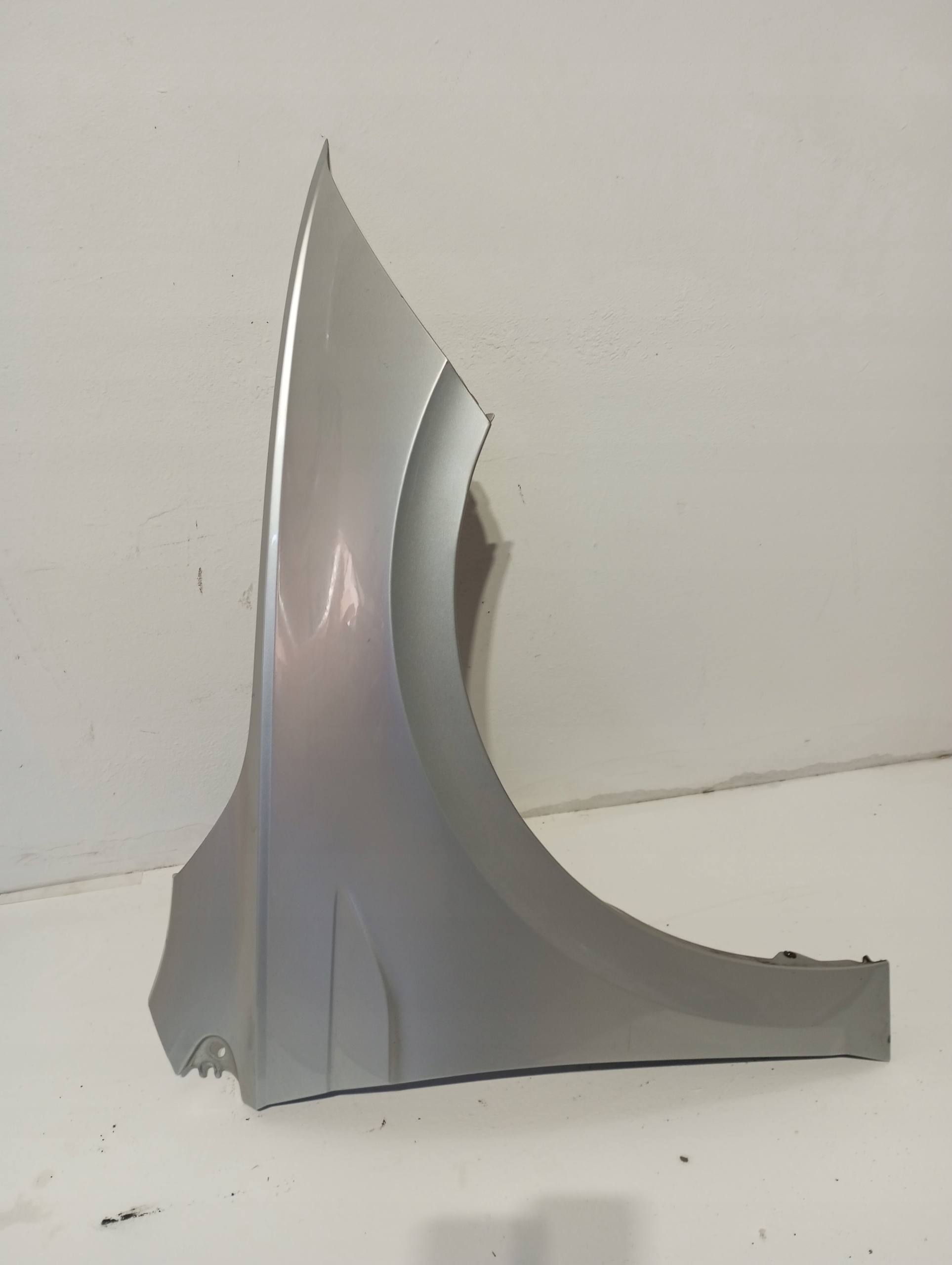 fender right VW POLO 2G0