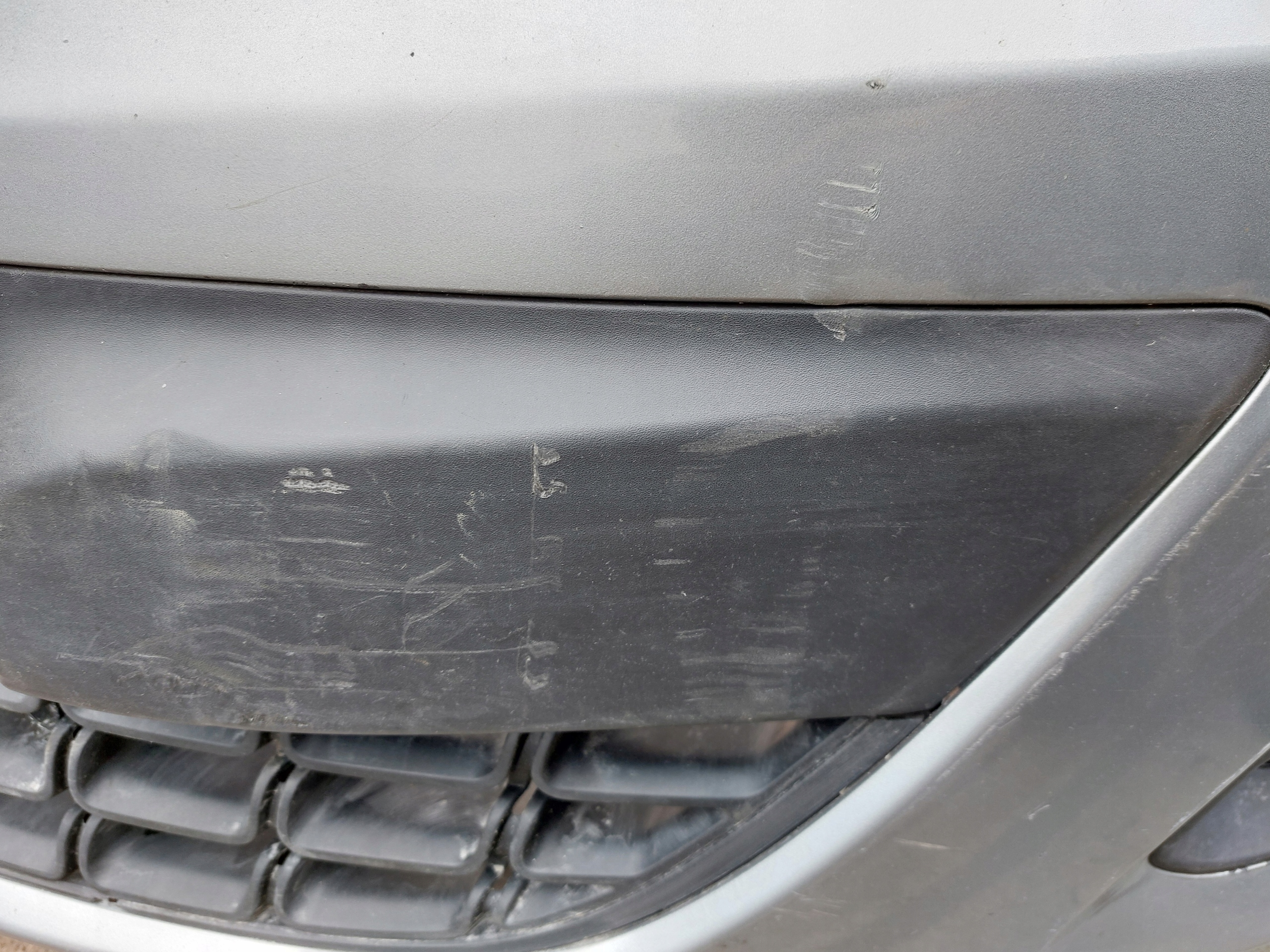Opel Corsa D lift Frontstoßstange vorne