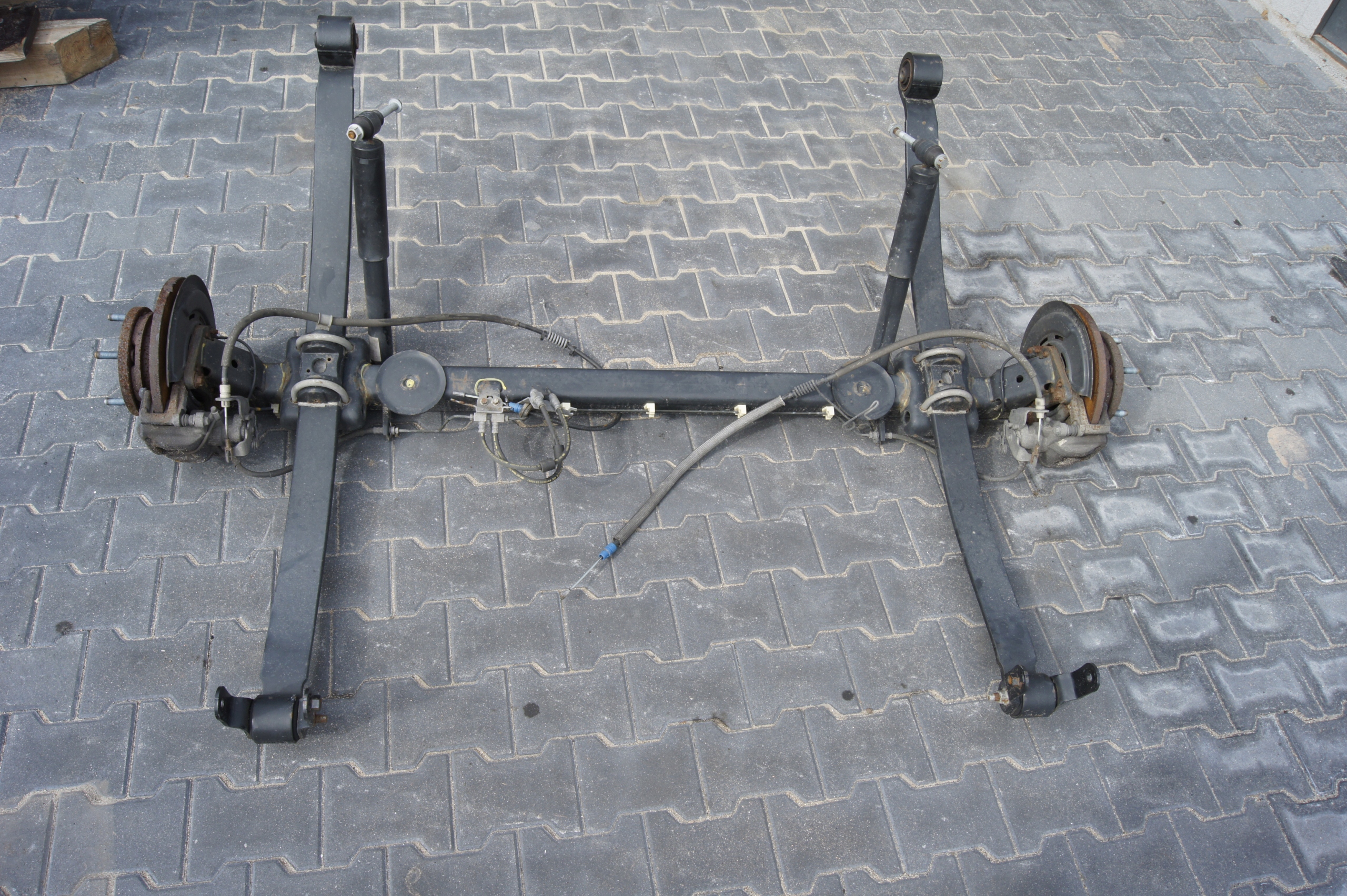 Transit MK8 zawieszenie tylne belka resor