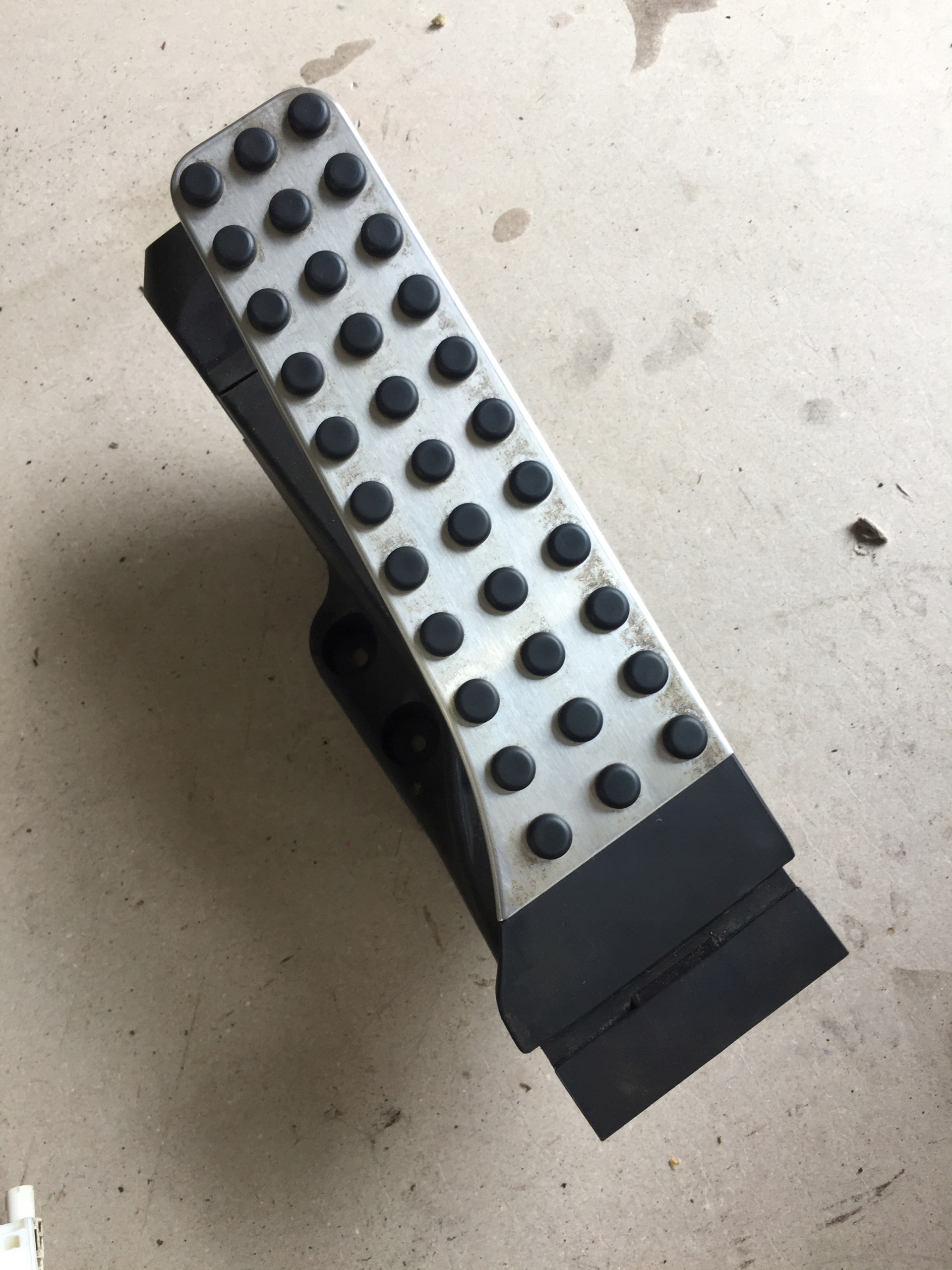 A2533002000 - MERCEDES GLC W253 гибрид педаль акселератора потенциометр