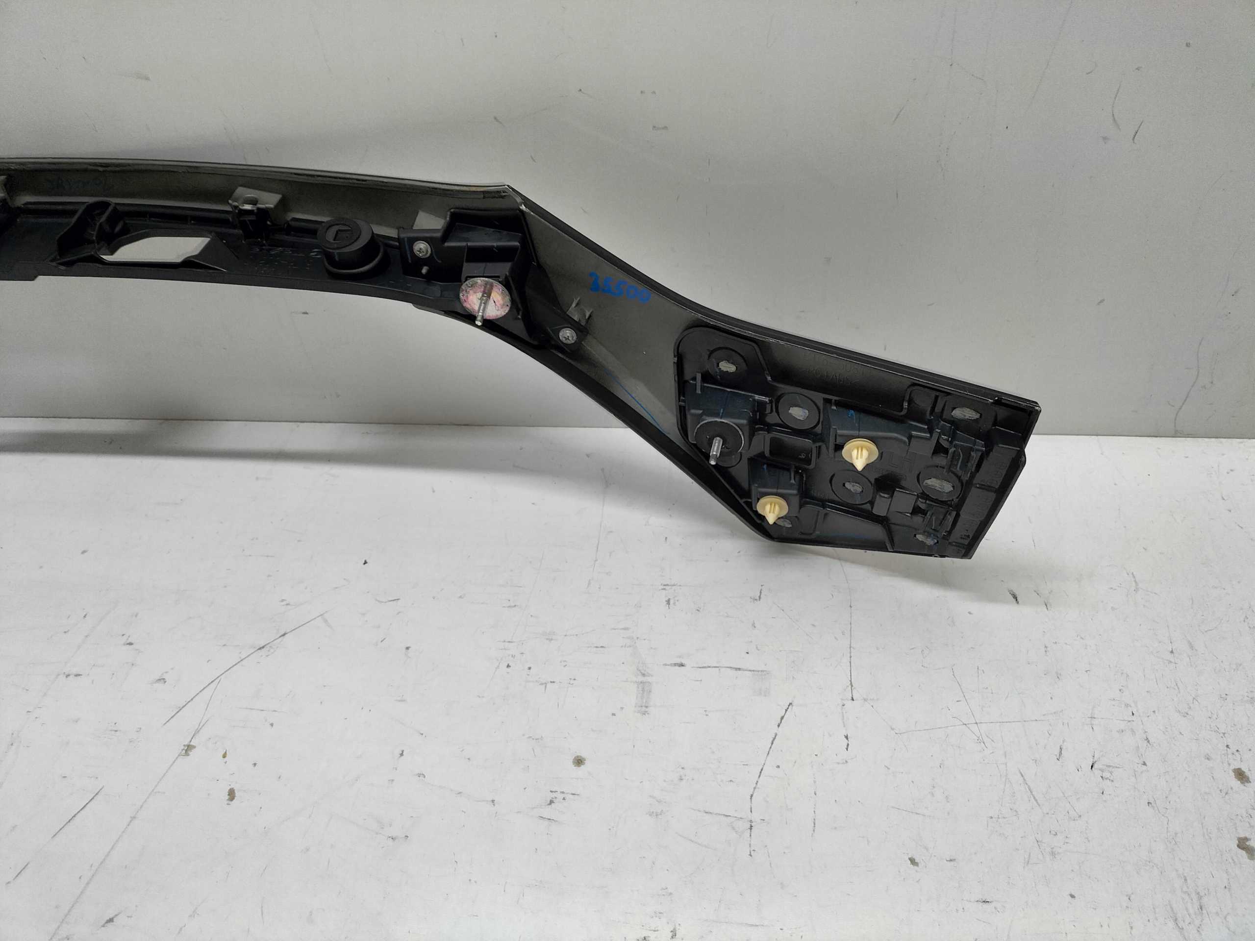 cap cap moulding bonnet rear part MAZDA 3 BM 13- HB