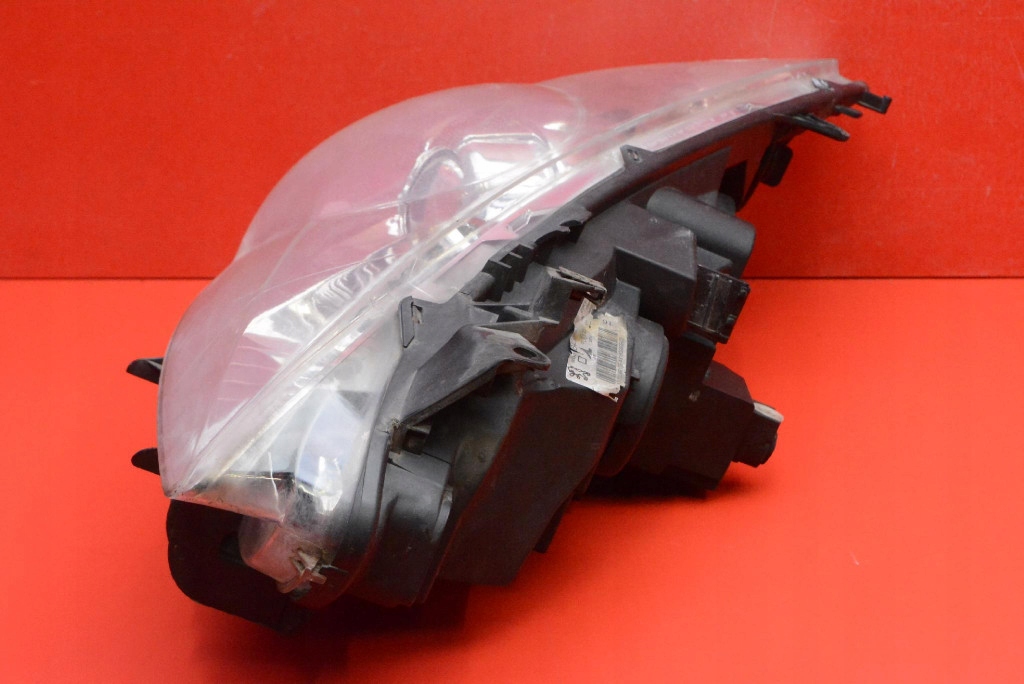 REFLEKTOR right light front lens EU 9655764280 PEUGEOT 307 LIFT 05-08