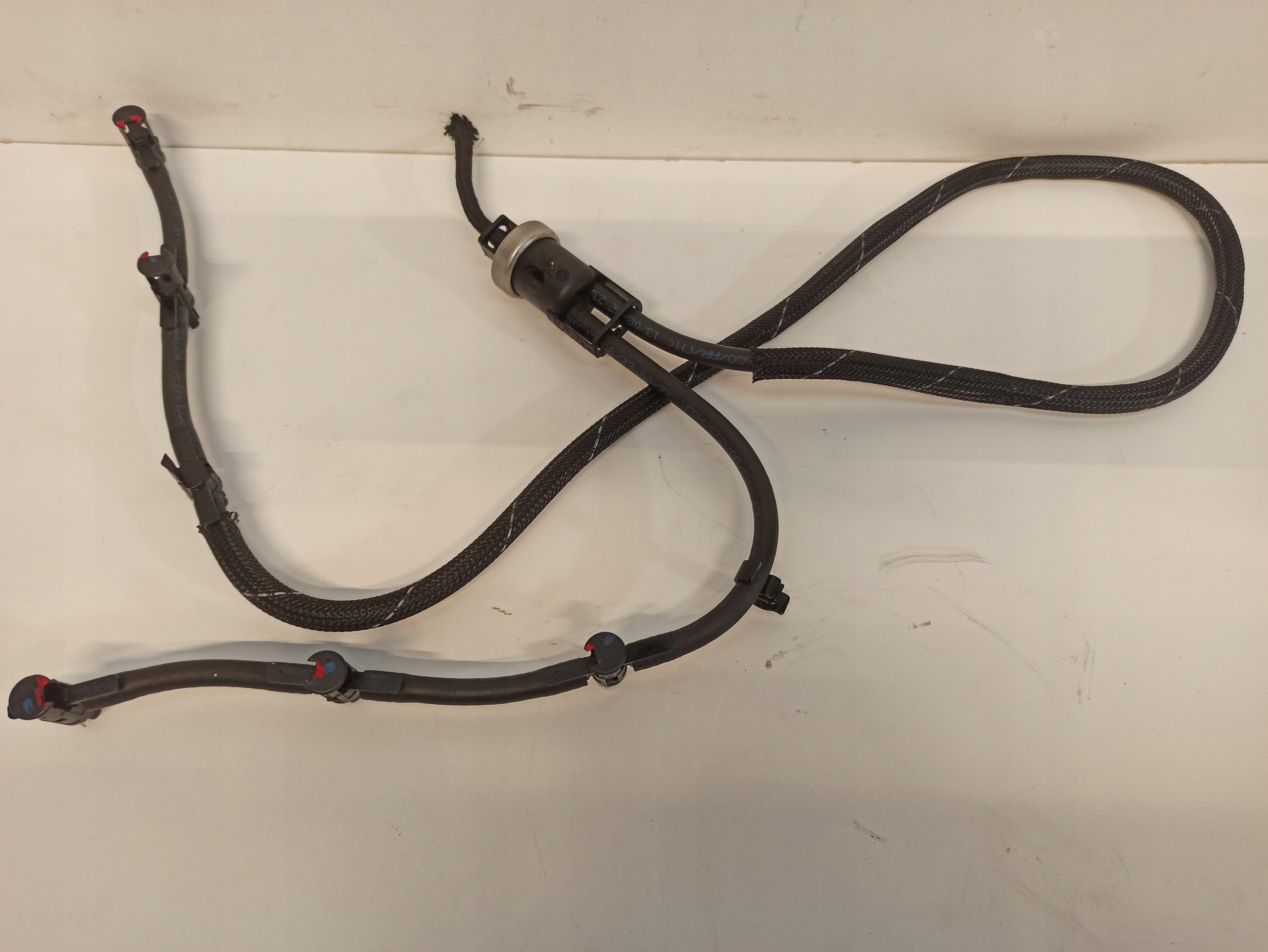 Перелив топливопровод A4 B8 2.7 TDI CGKA