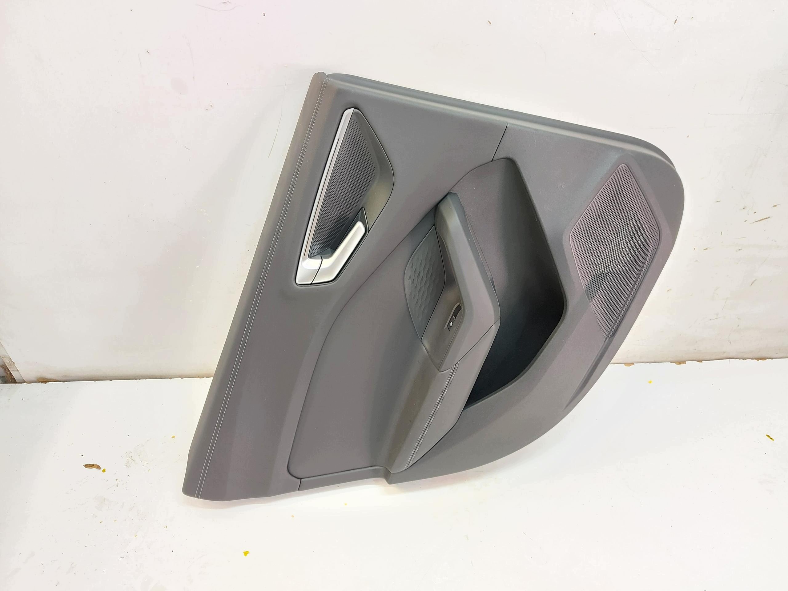 AUDI A5 8B3 B10 AVANT upholstery side door rear part left 8B3867305
