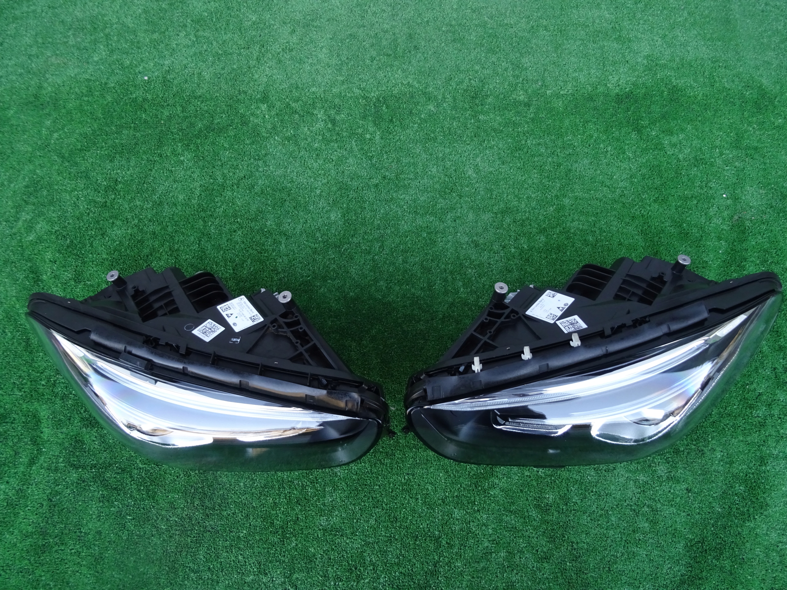 LAMPY PRZÓD MERCEDES B KLASA W247 LED HIGH EUROPA Typ samochodu Samochody osobowe