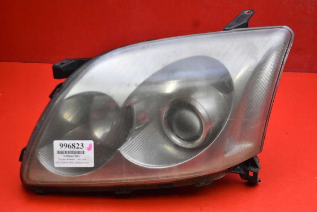 REFLEKTOR left light front lens EU 05-41 TOYOTA AVENSIS T25 02-06