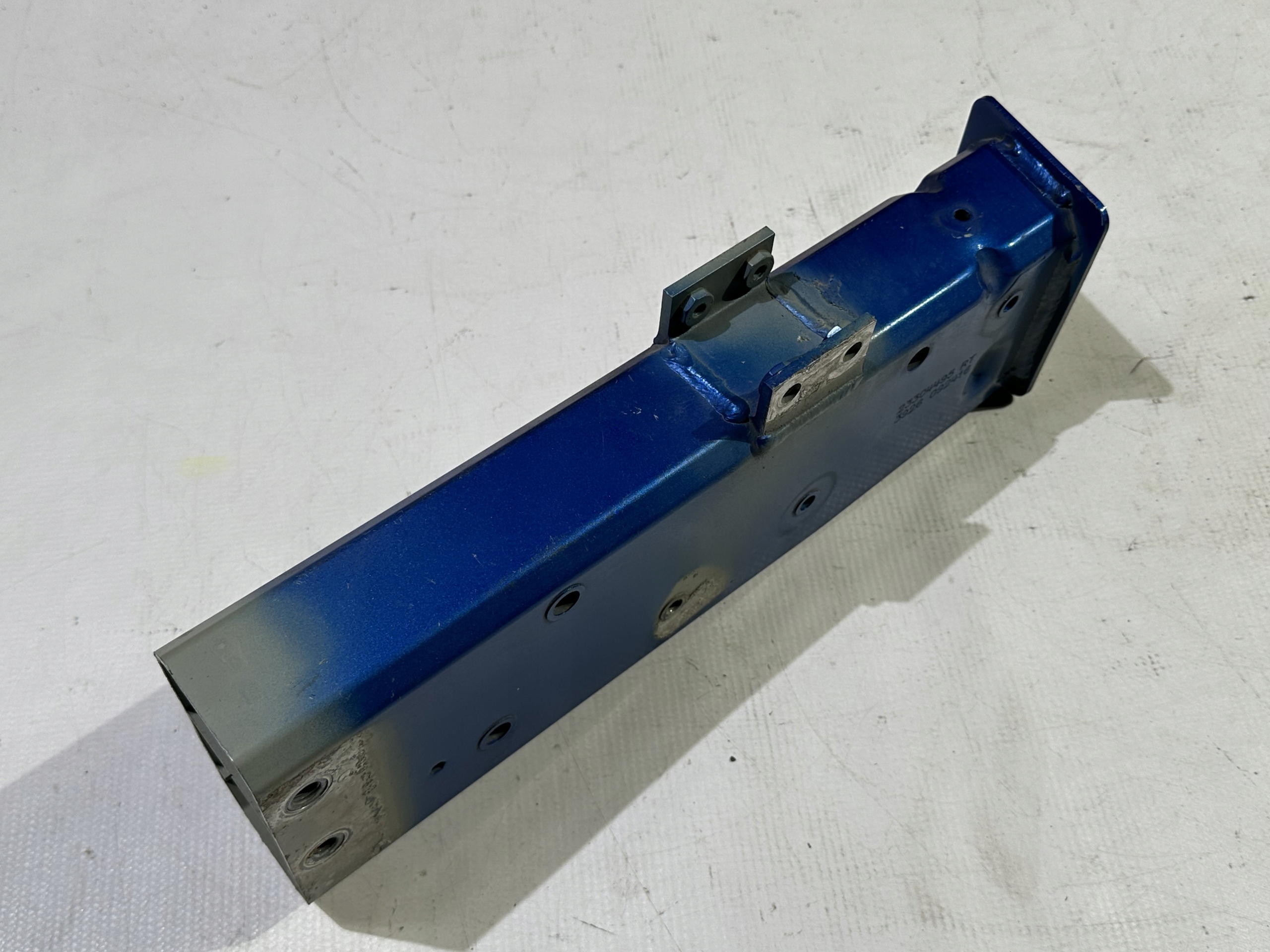 quarter beam tip right Chevrolet Camaro 2.0 3.6 2016+