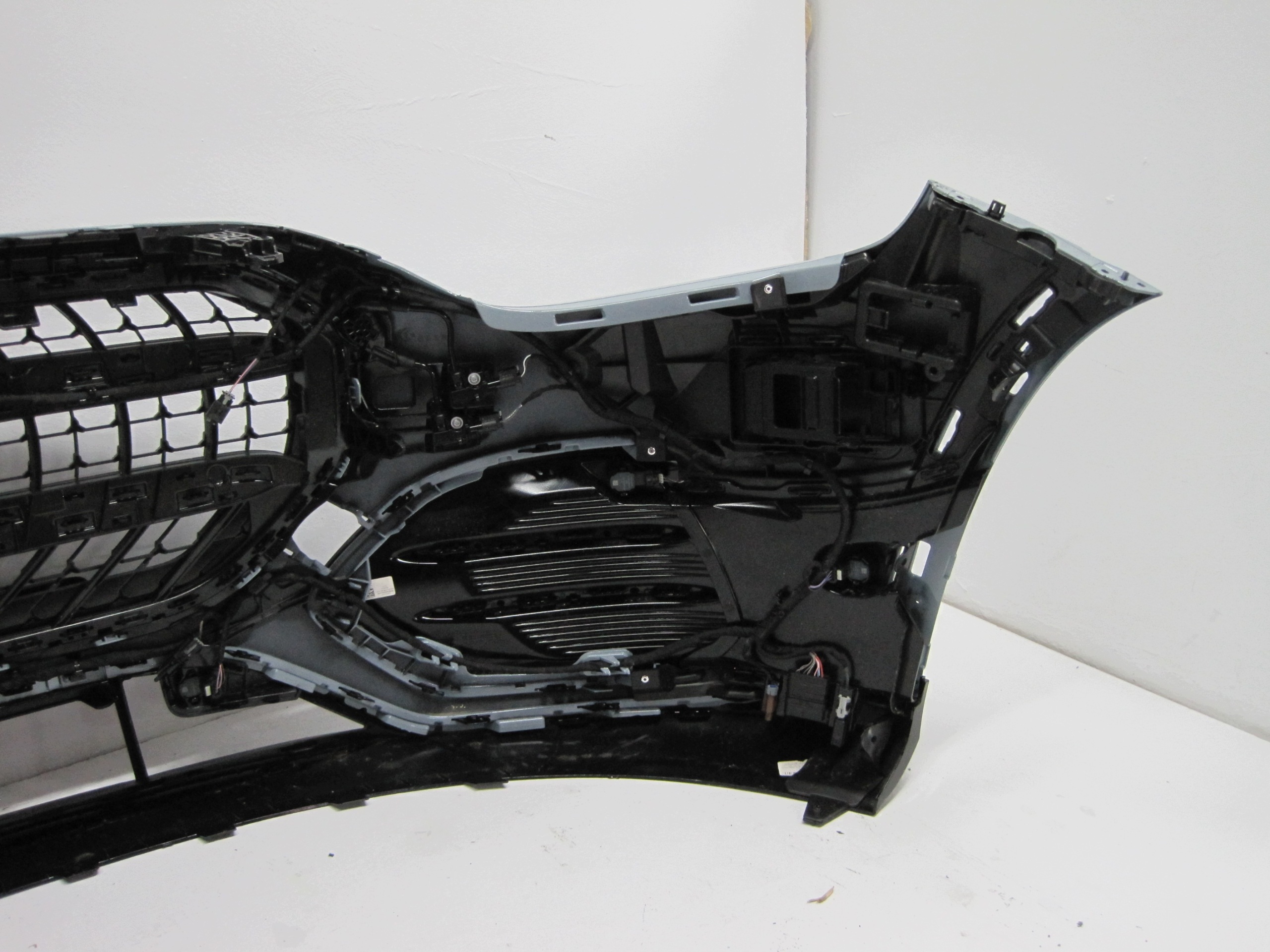 front bumper MERCEDES GLB A244 6 PDC 26R front NR 386