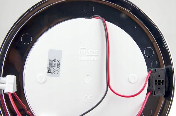 Lampa do kamperow plafon fi17 wlacznik LED 12V Part number 320 624