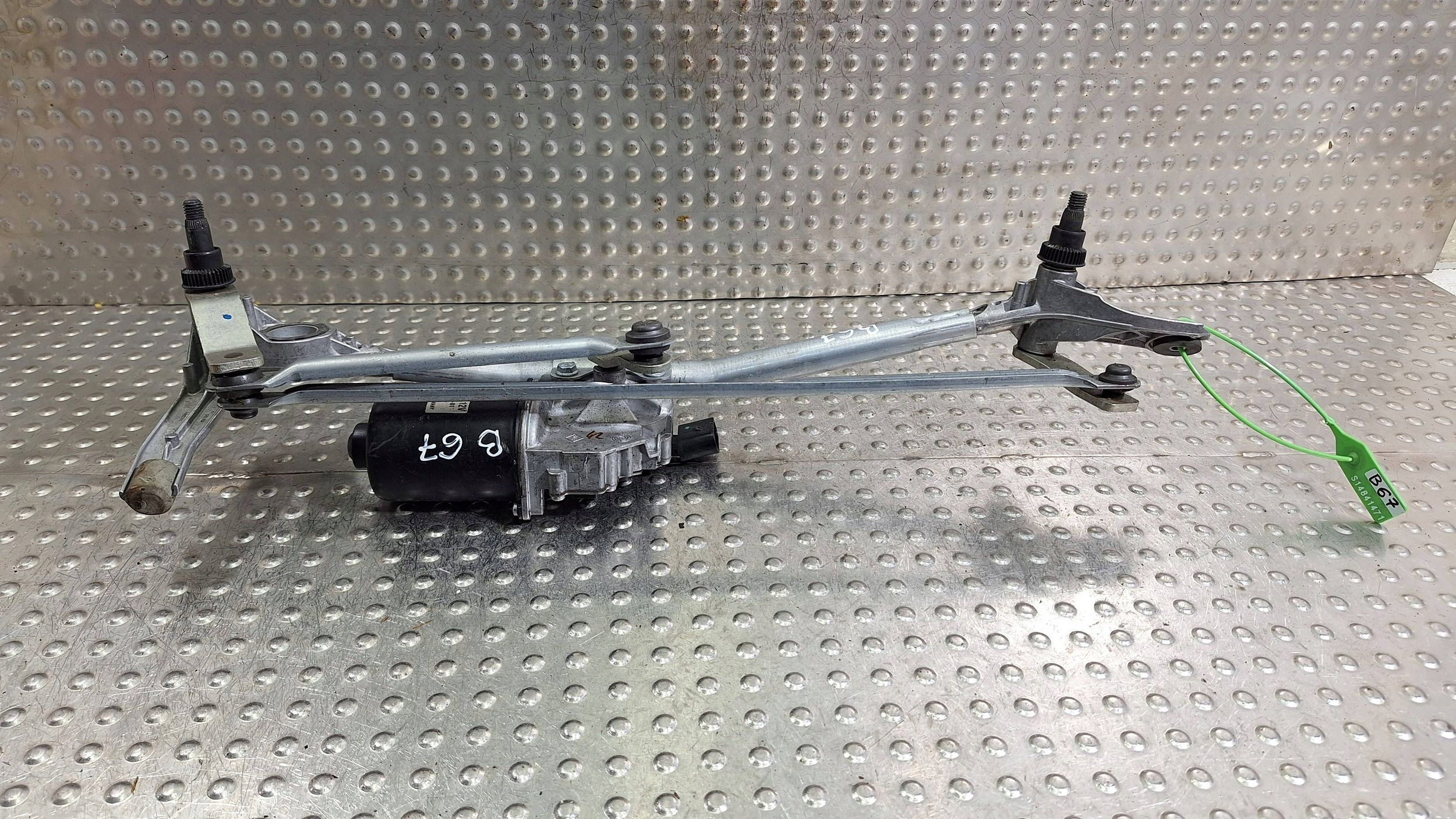Gestänge Motor Wischer vorne 6978263 BMW 3 E90 E91 E92 E93 EUROPA
