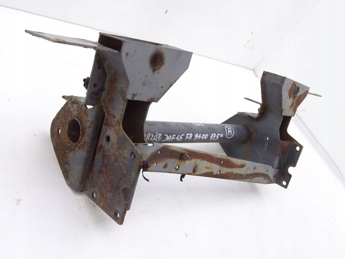 DAF FA 45 91 00 BELKA RAMY ZACZEP PRZOD 17 5 Car type Trucks