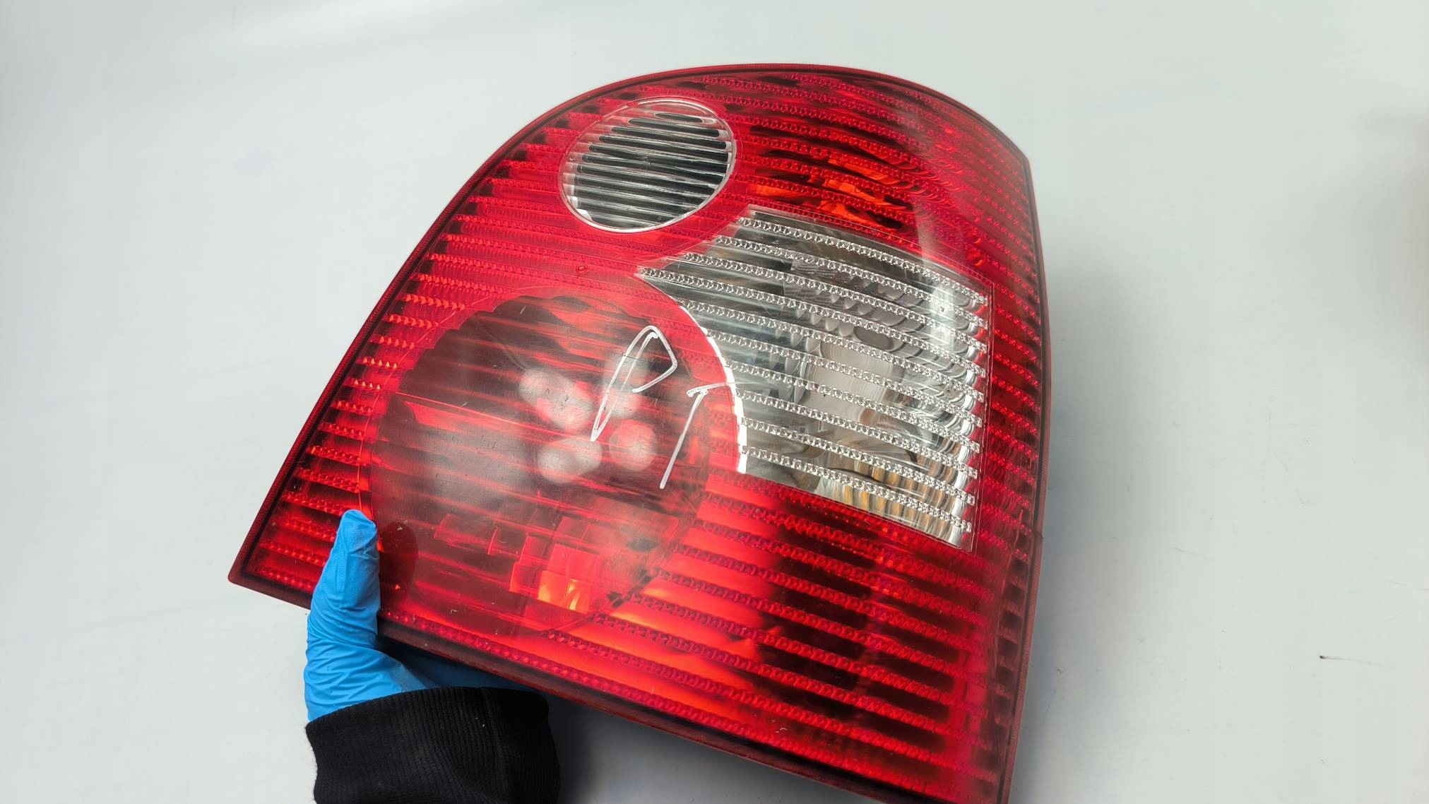 light right rear part VOLKSWAGEN POLO IV 9N 3D