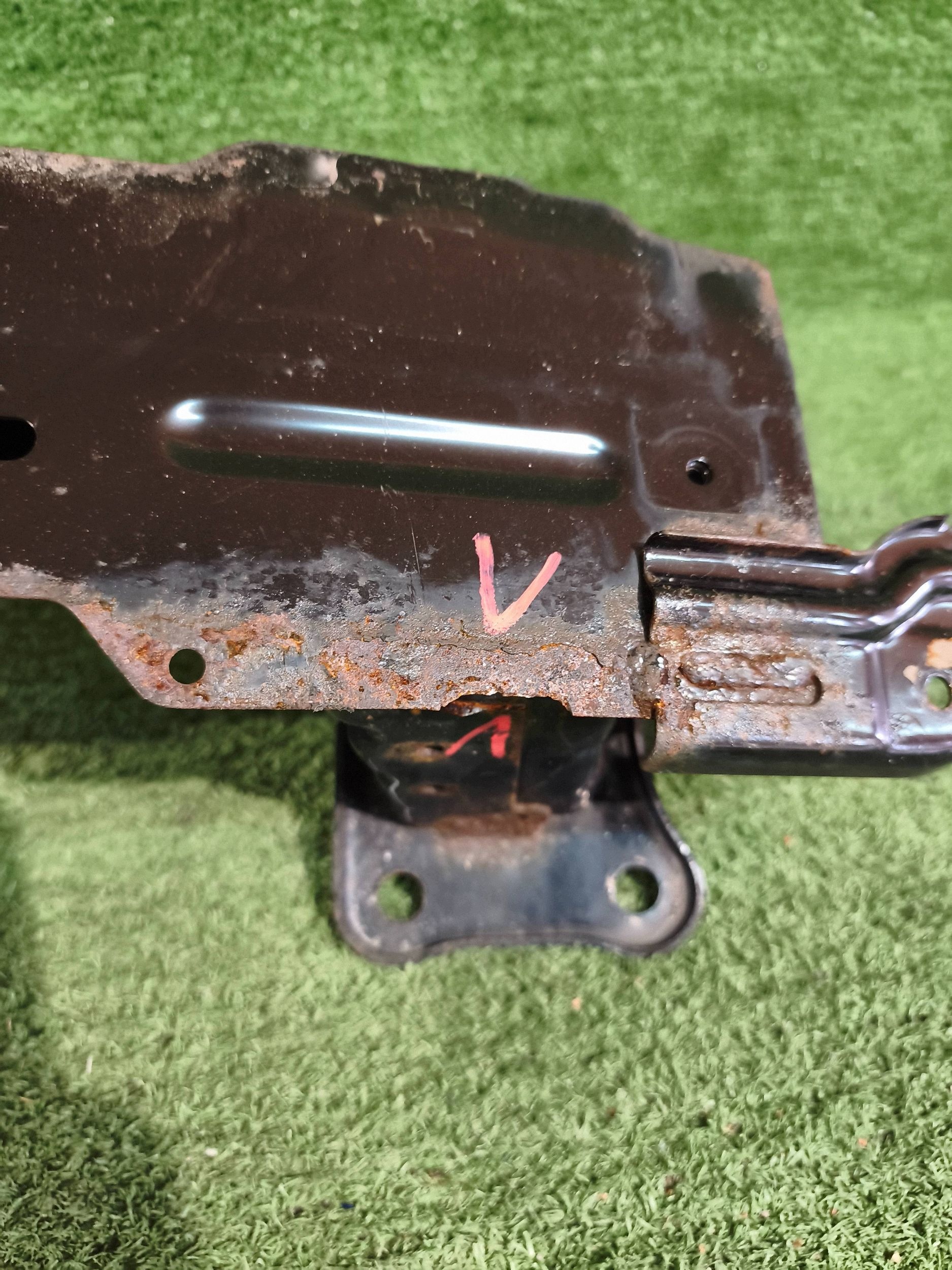 BALKA der stoßstange vorne KIA SORENTO IIII NR.704