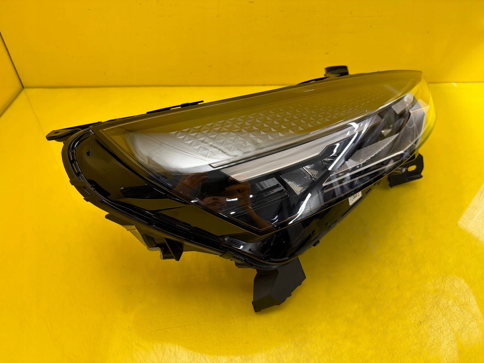 light right front Renault Clio V 5 Lift 260103507R Full Led