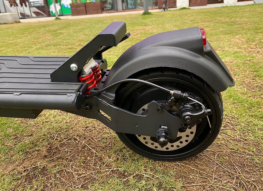 35Km/h 500w Electric Scooter Foldable W/App Maximum Slope Angle 12°
