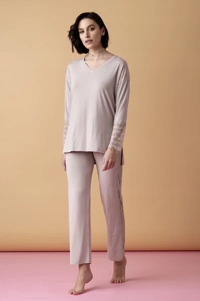 Poem dlouhé pyžamo s krajkovými lampasy XXXL