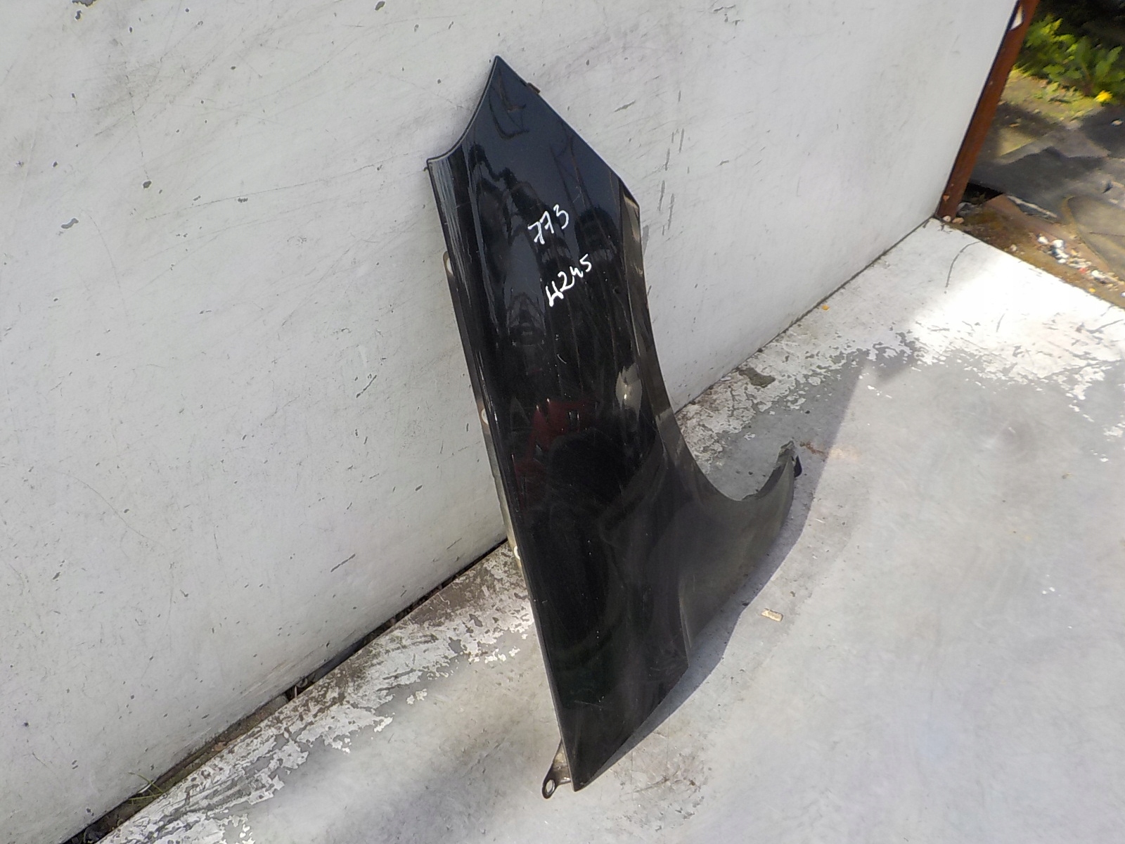773 MERCEDES B W245 fender right front front 773