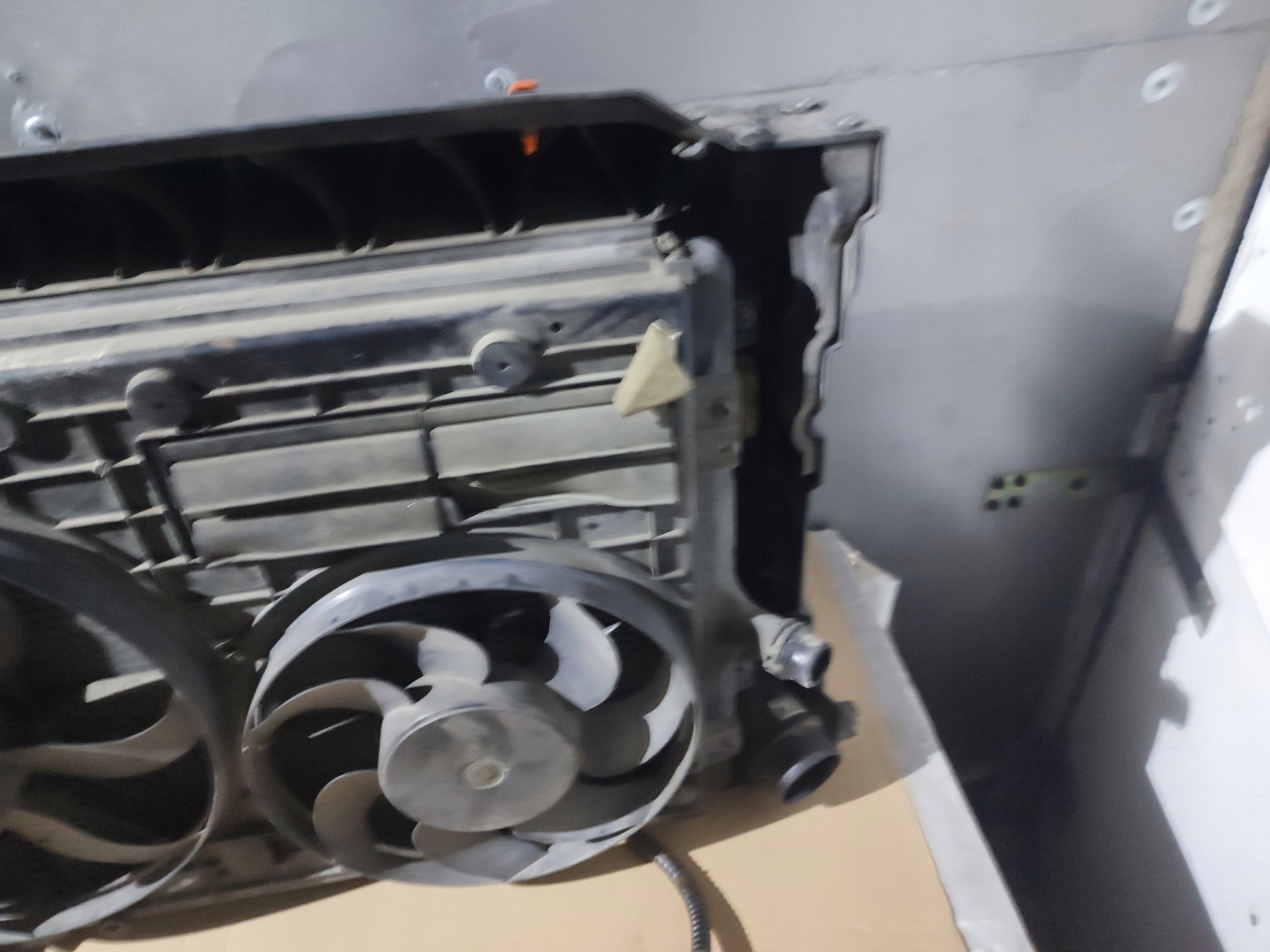support panel for radiators z chlodnicami Volkswagen Jetta VI CAY 1.6 TDI