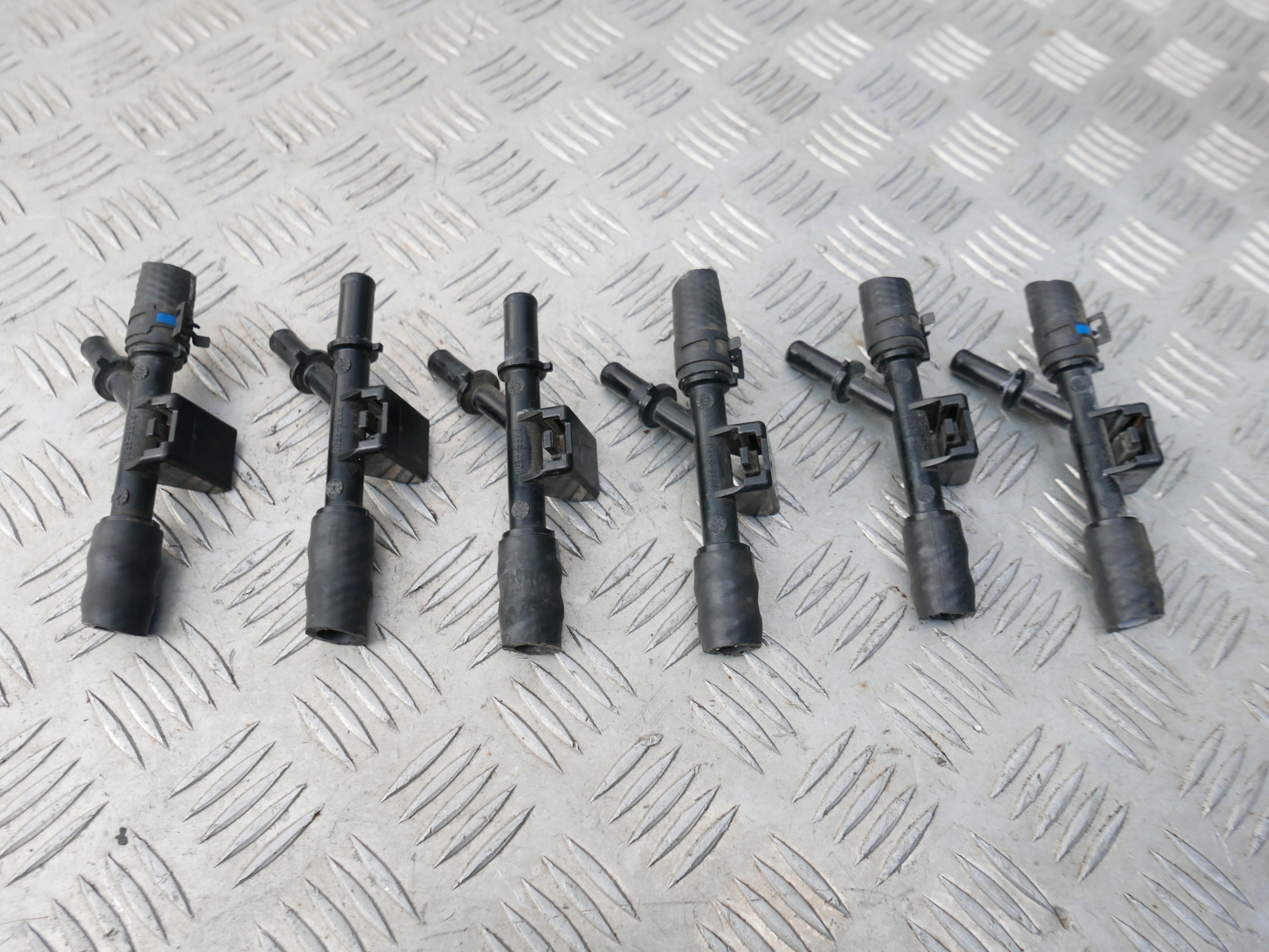 TOYOTA PRIUS 3 III 09 15 KRÓCIEC WODNY PŁYNU TRÓJNIK CHŁODNICY 1.8 H Typ samochodu Samochody osobowe