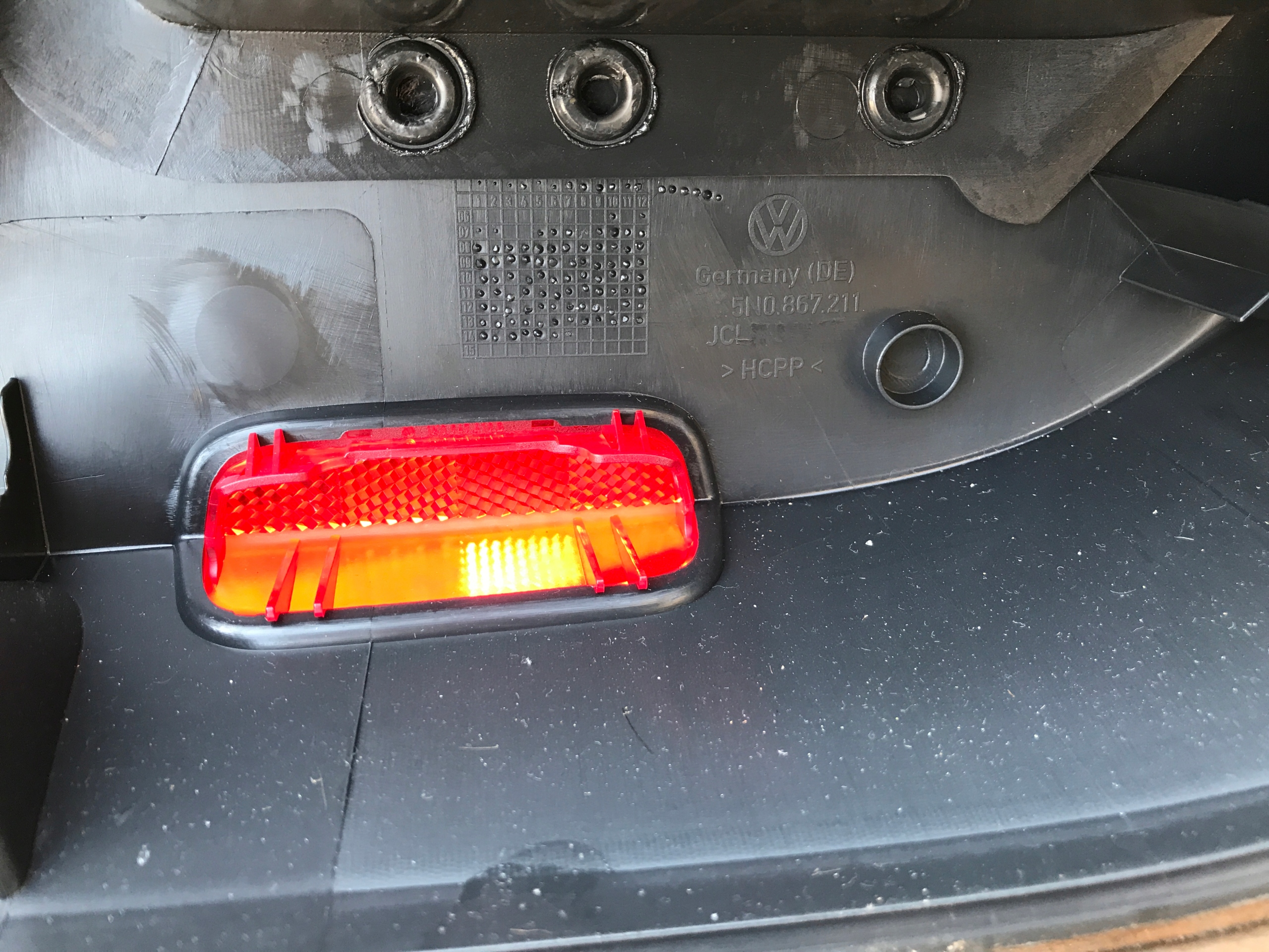 side door left rear part VW TIGUAN 5N0867211