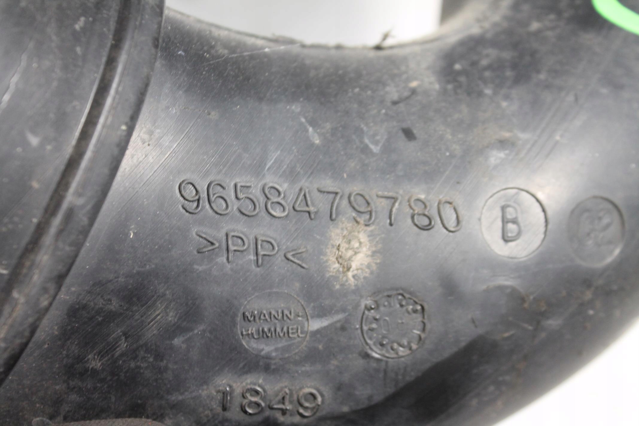 pipe air hose 9658479780 C4 PICASSO 06-13