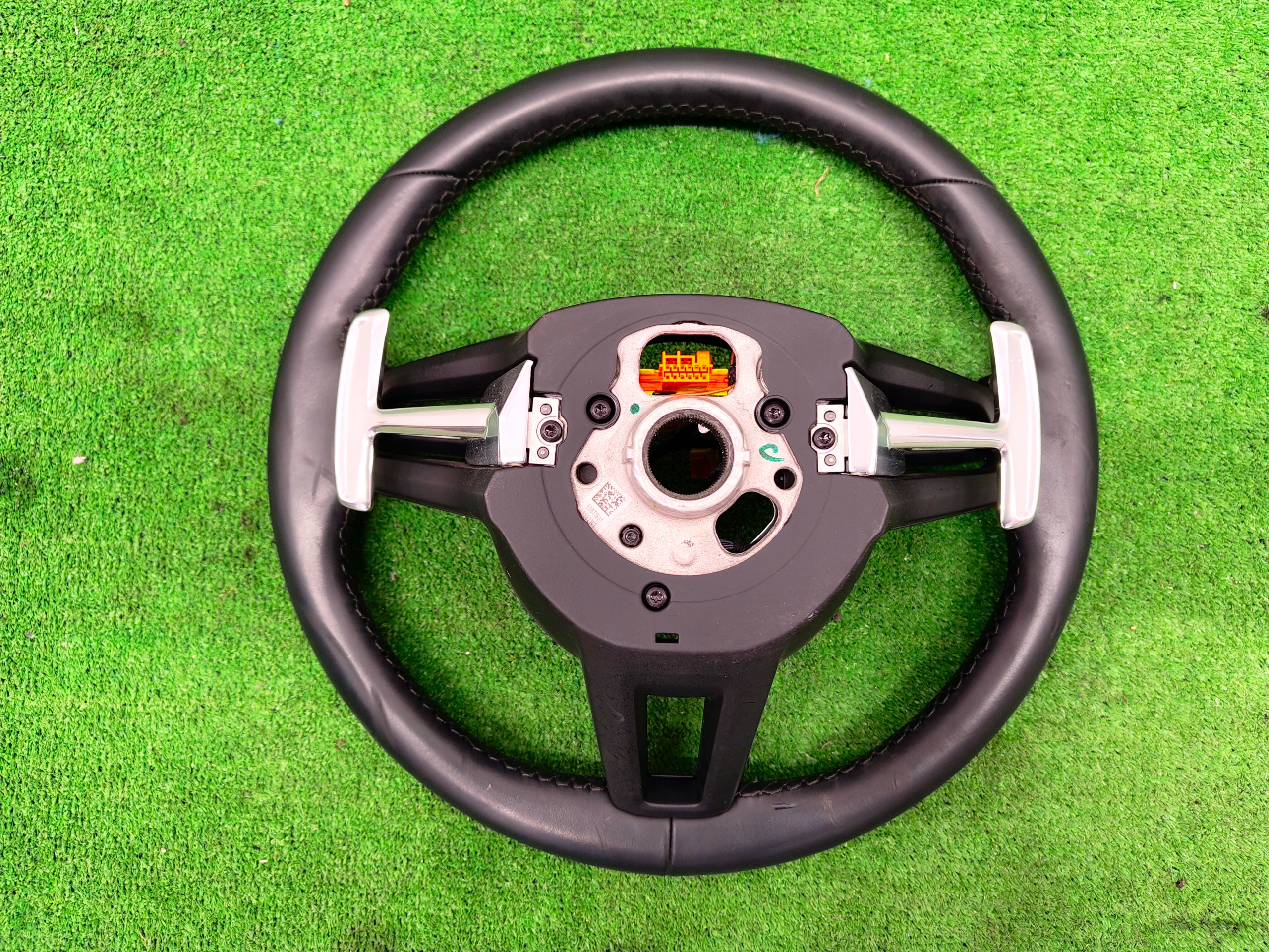 PORSCHE MACAN steering wheel, leather SKORZANA with shifting
