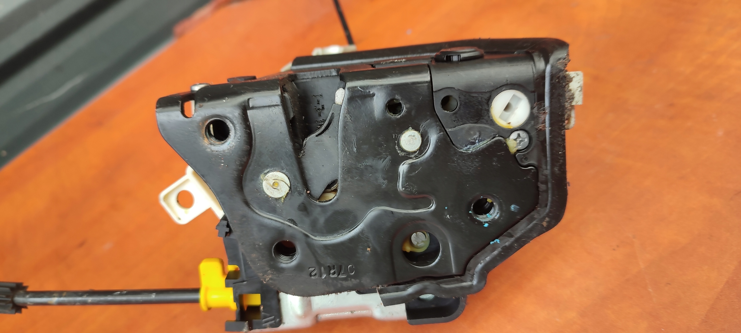 lock door right rear part S4 B8 A4 A5 Q5 8K0839016D