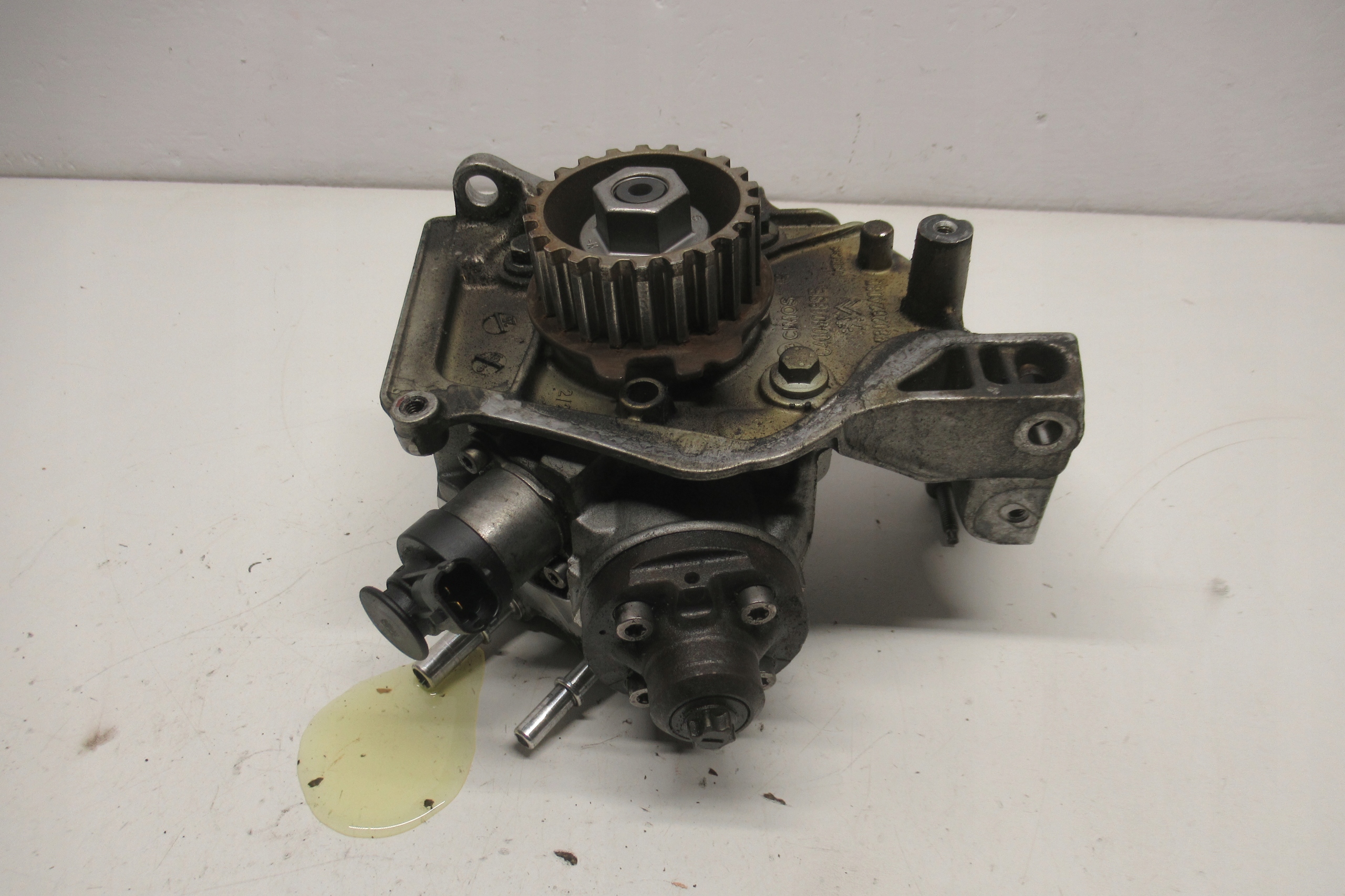 CITROEN C3 1.6 BLUE HDI injection pump 9811347380