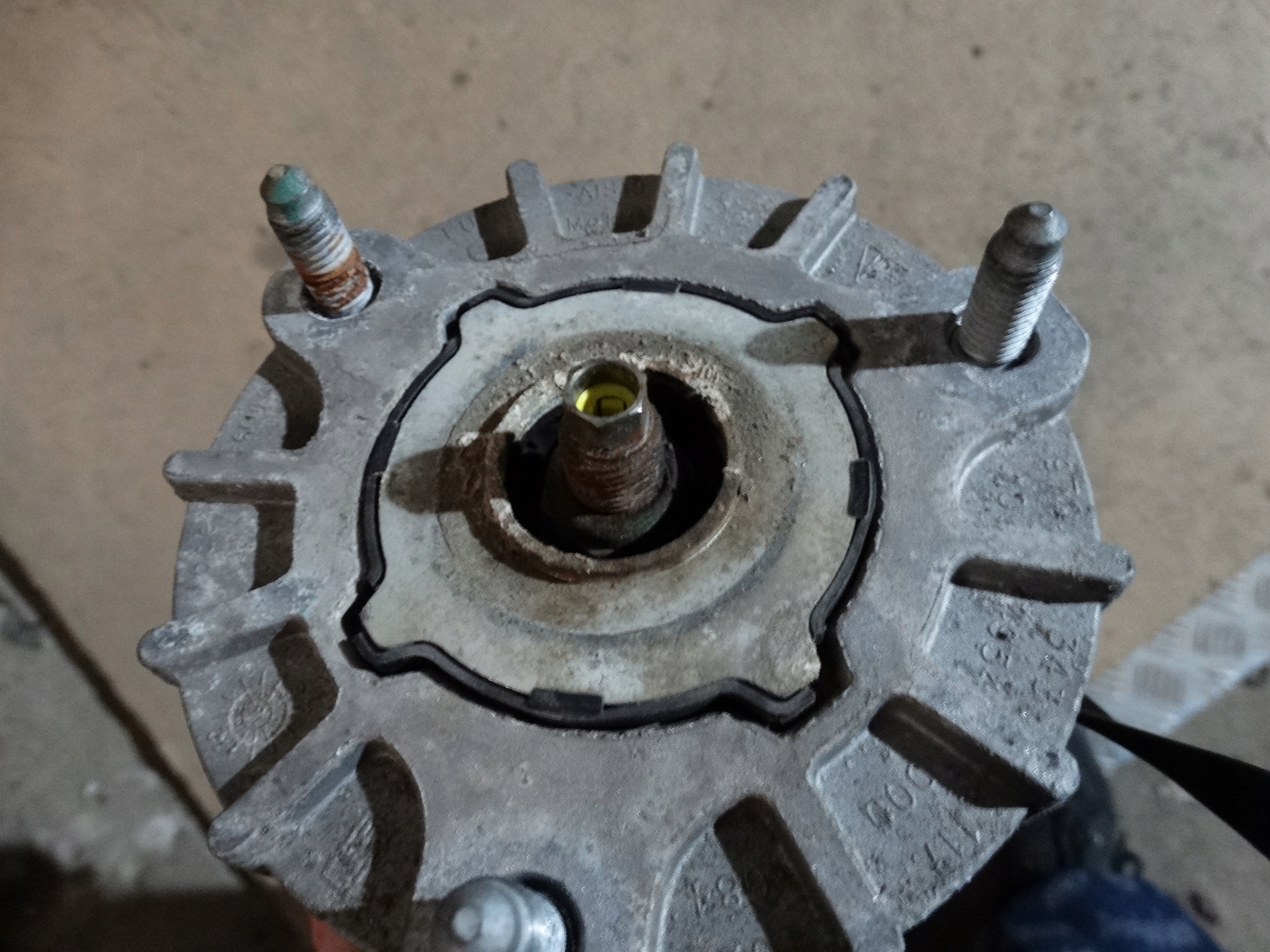 shock absorber front left PORSCHE PANAMERA 970 1
