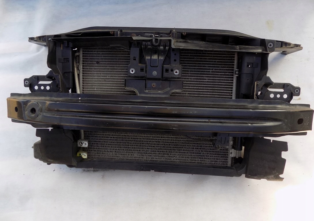 DW PASSAT CC KOMPLETNY PAS PRZEDNI