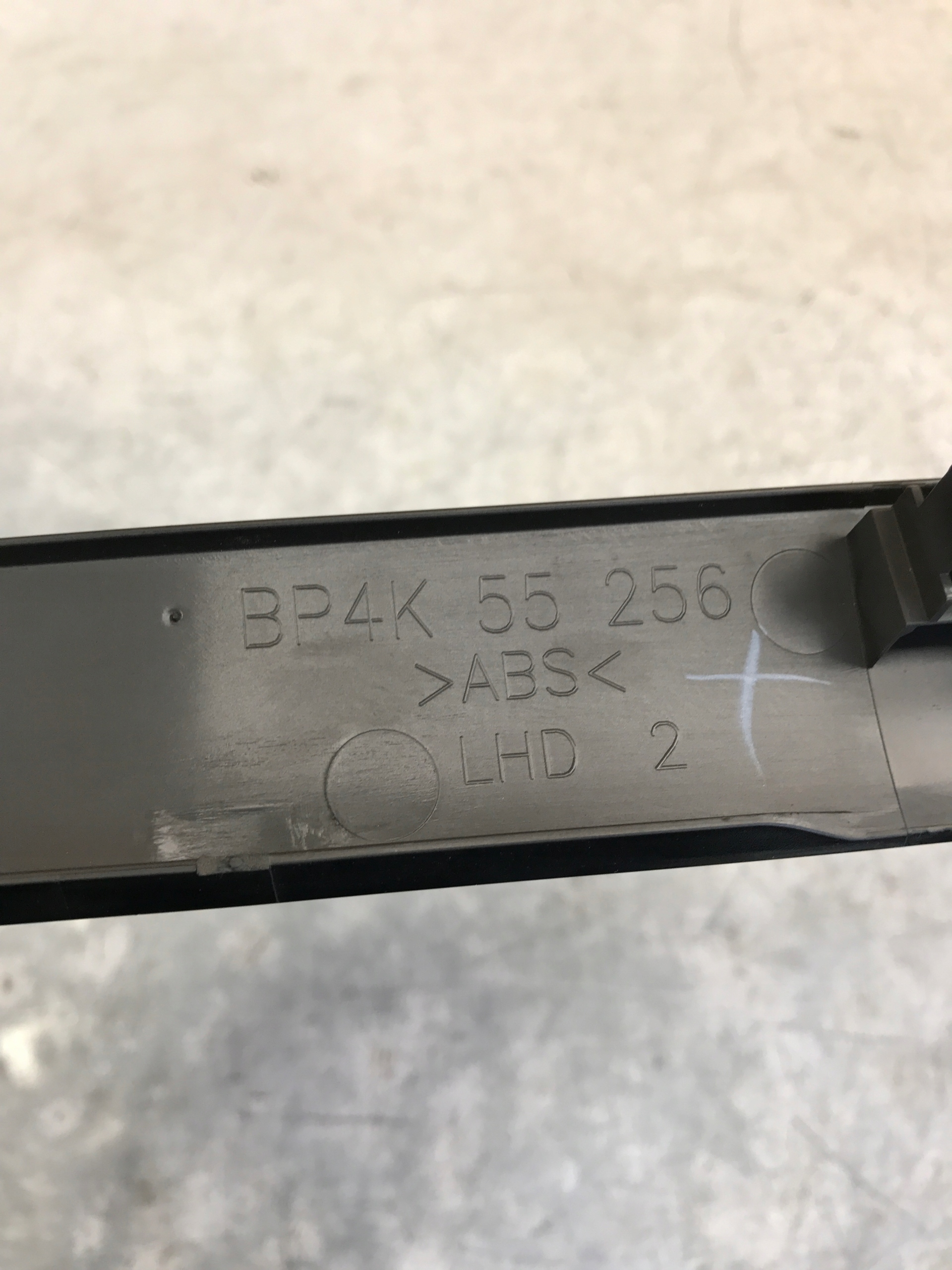 lista DEKOR DESKI MAZDA 3 BK BP4K55256