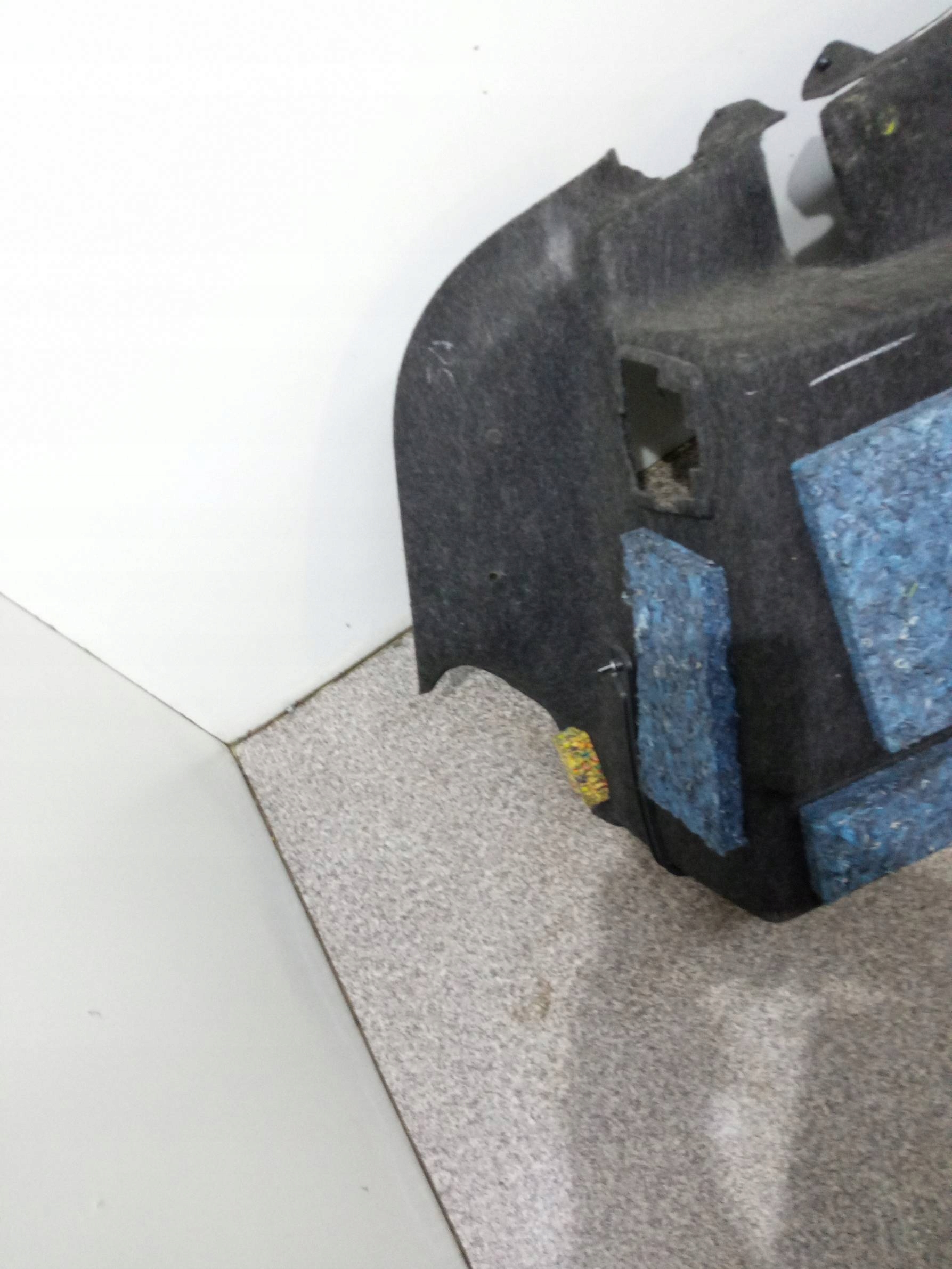 upholstery side right left rear part KPL 5C boot Volkswagen Jetta VI