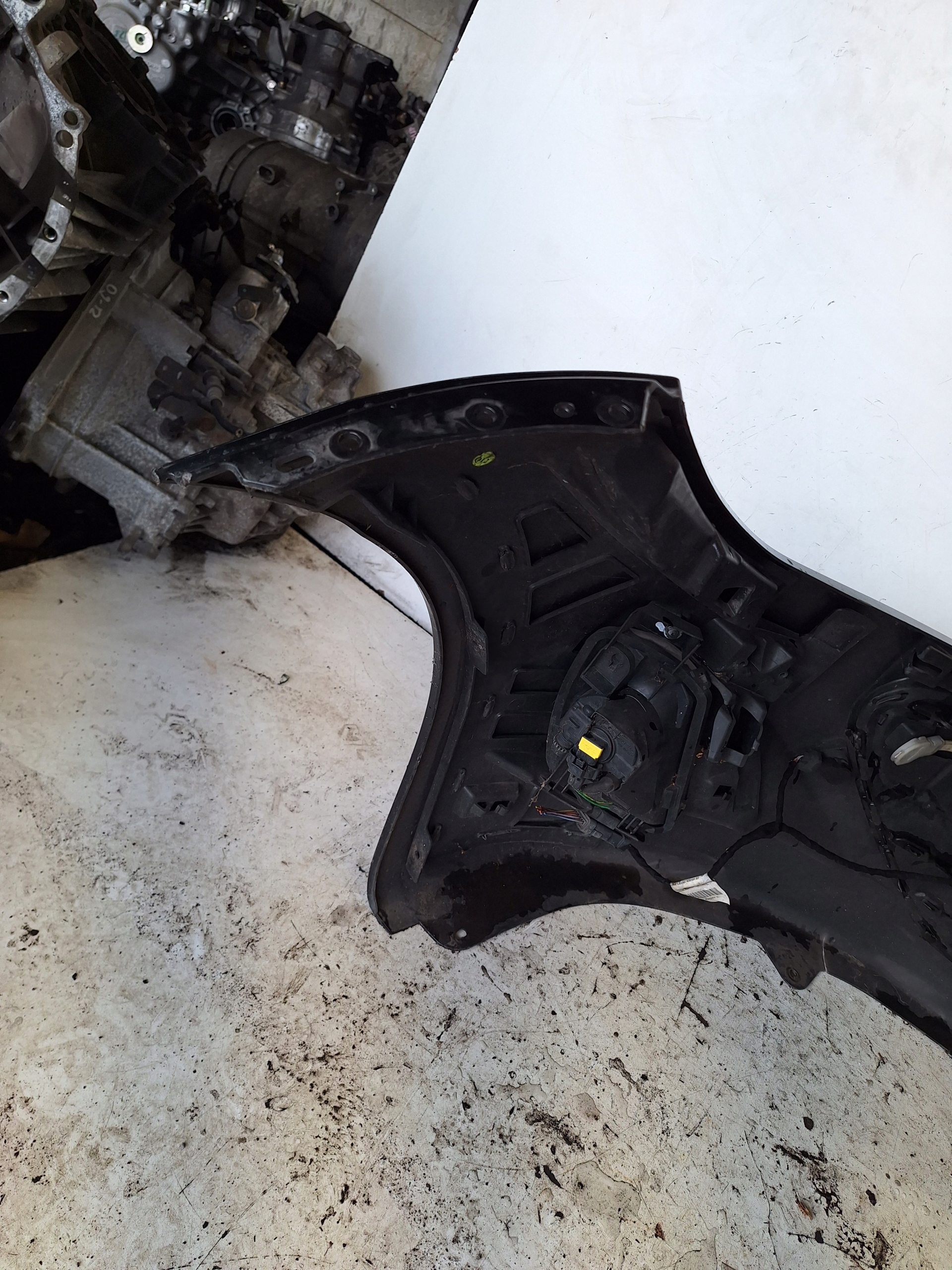 PEUGEOT RCZ 10-13 bumper + PDC