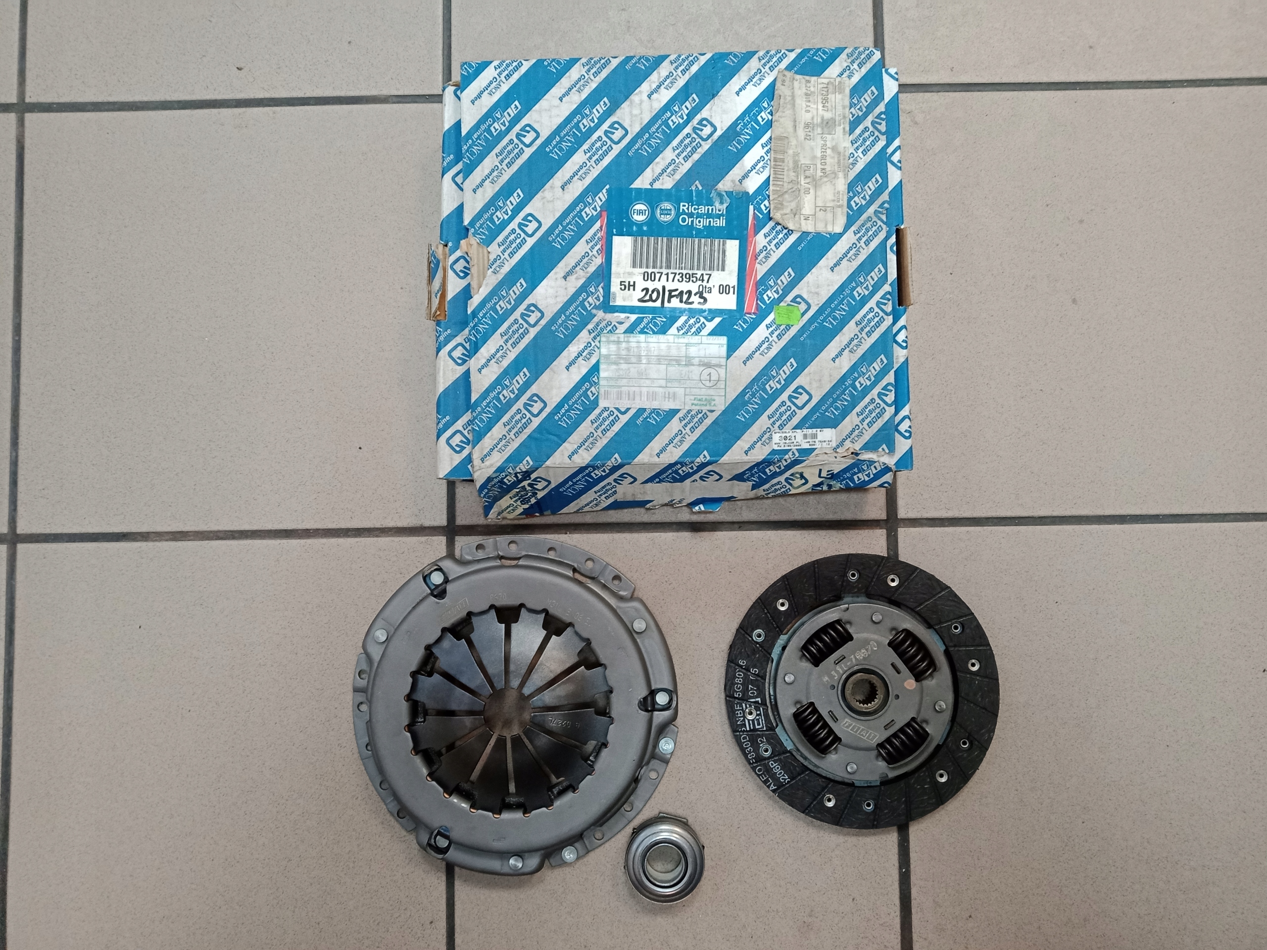 FIAT PUNTO 2 PANDA II PALIO ЗЧЕПЛЕННЯ FIAT 71739547