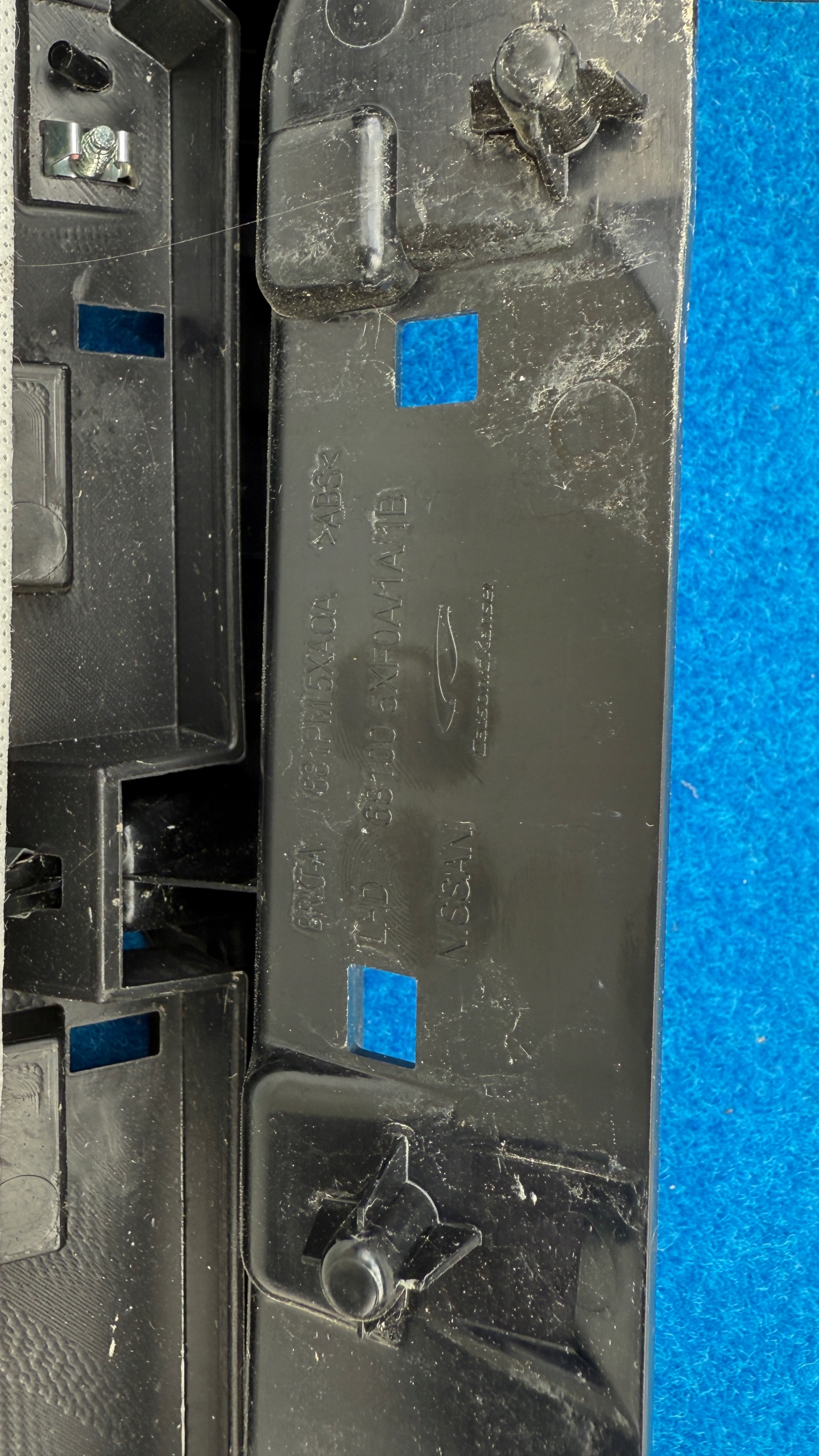 MERCEDES W470 торпеда консоль 681005XA1B